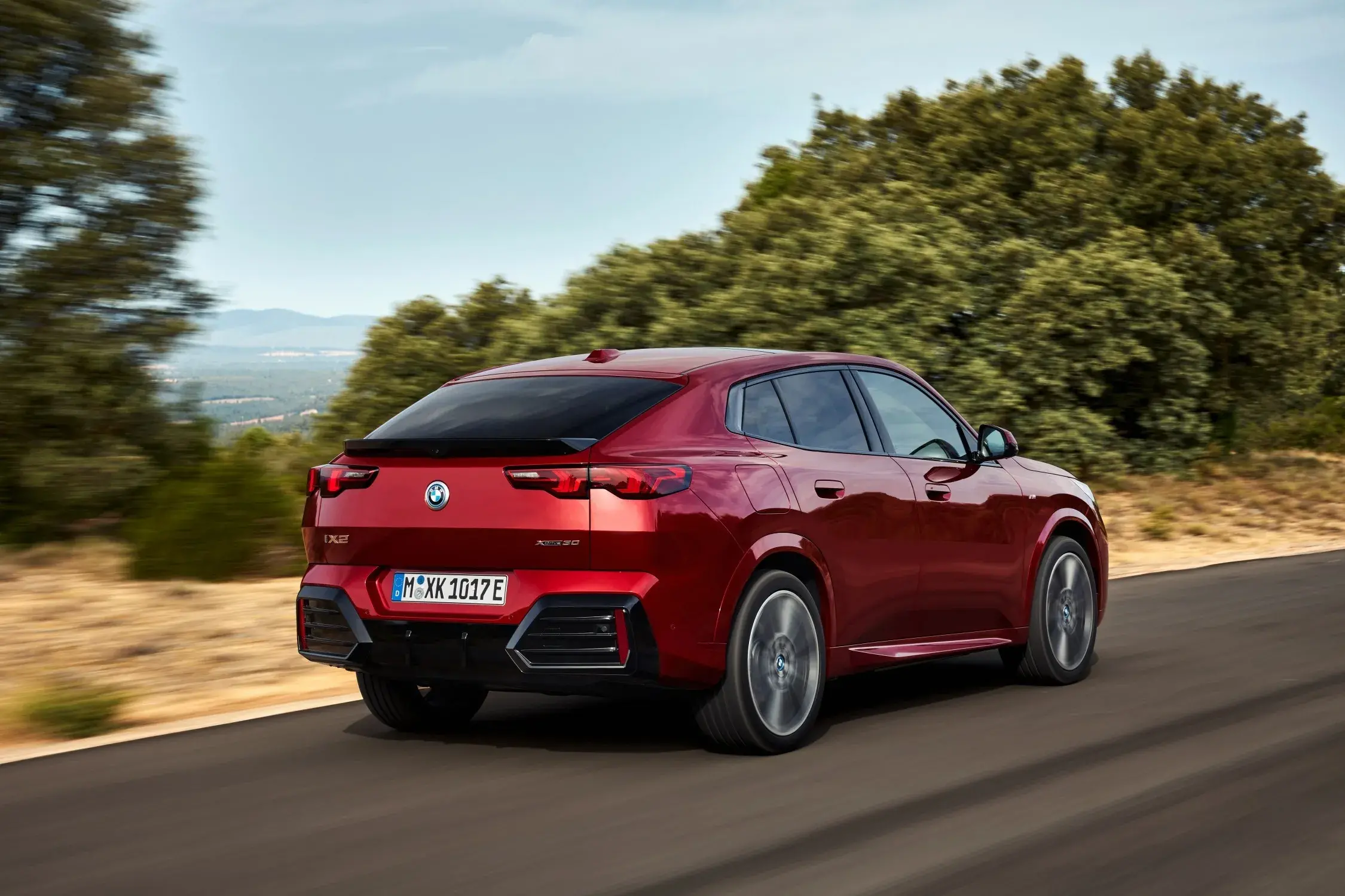 Bmw Ix2 (5)