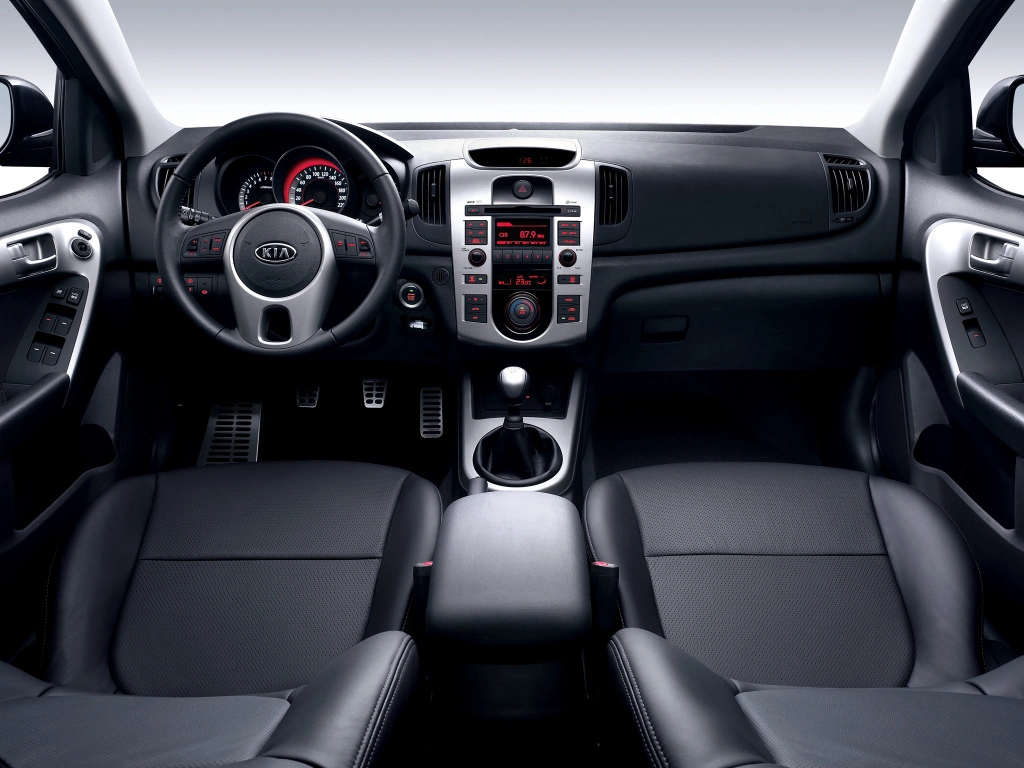 Kia Cerato 2010 2013 F3