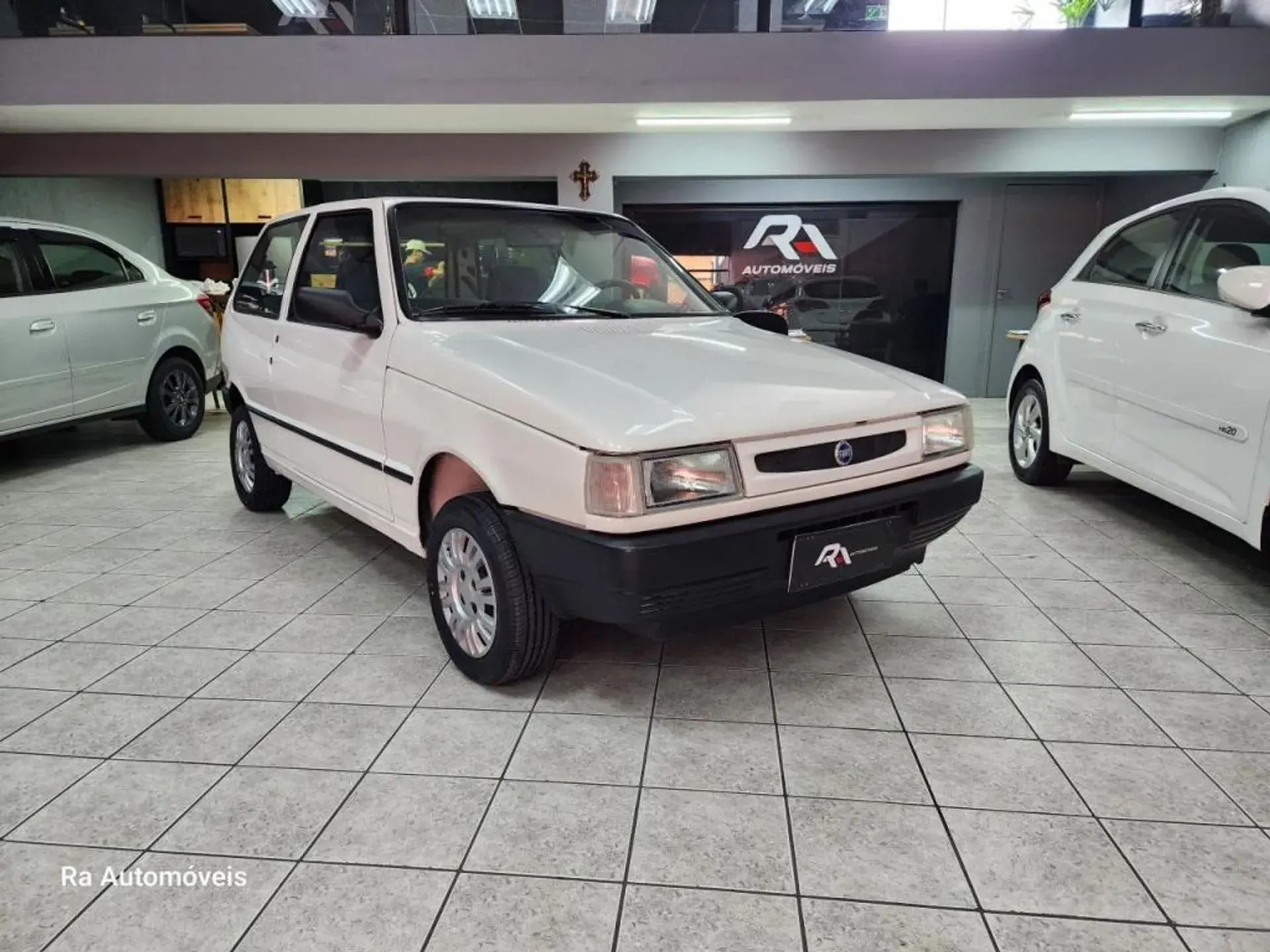 Fiat Uno 1.0 Mpi Mille Fire 8v Gasolina 2p Manual Wmimagem2156213445
