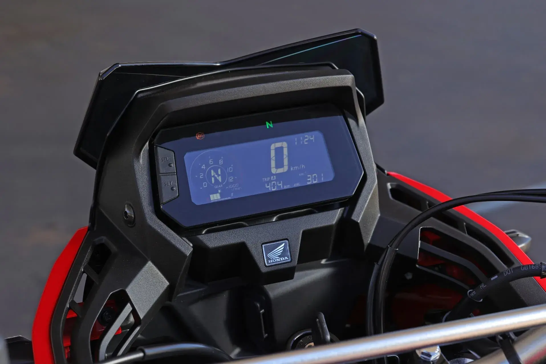 Honda Xre 300 Sahara 2024 (9)