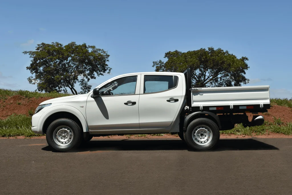 Mitsubishi L200 Triton Cacamba (1)