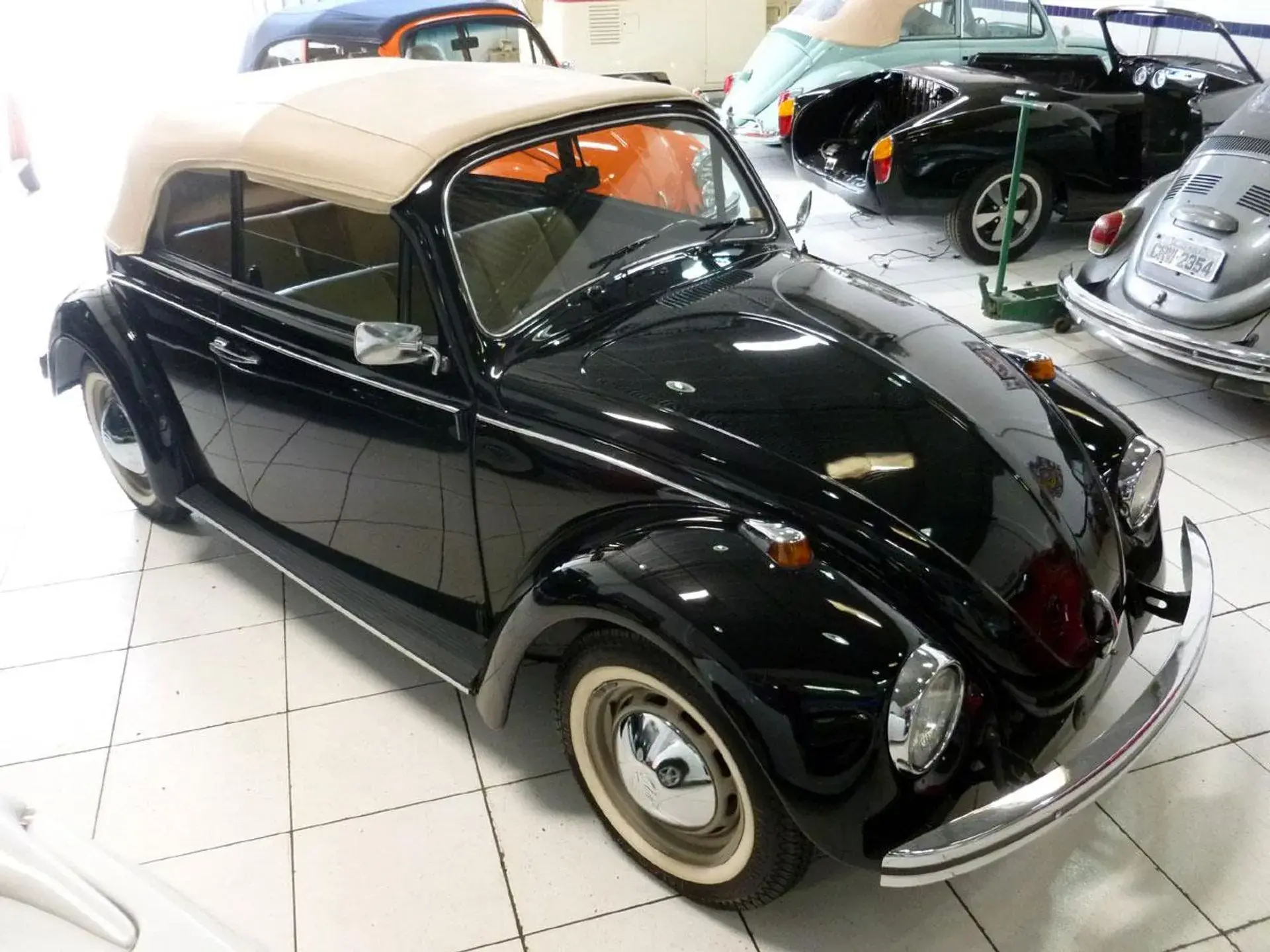 Volkswagen Fusca 1.3 Conversivel 8v Gasolina 2p Manual Wmimagem16312319646