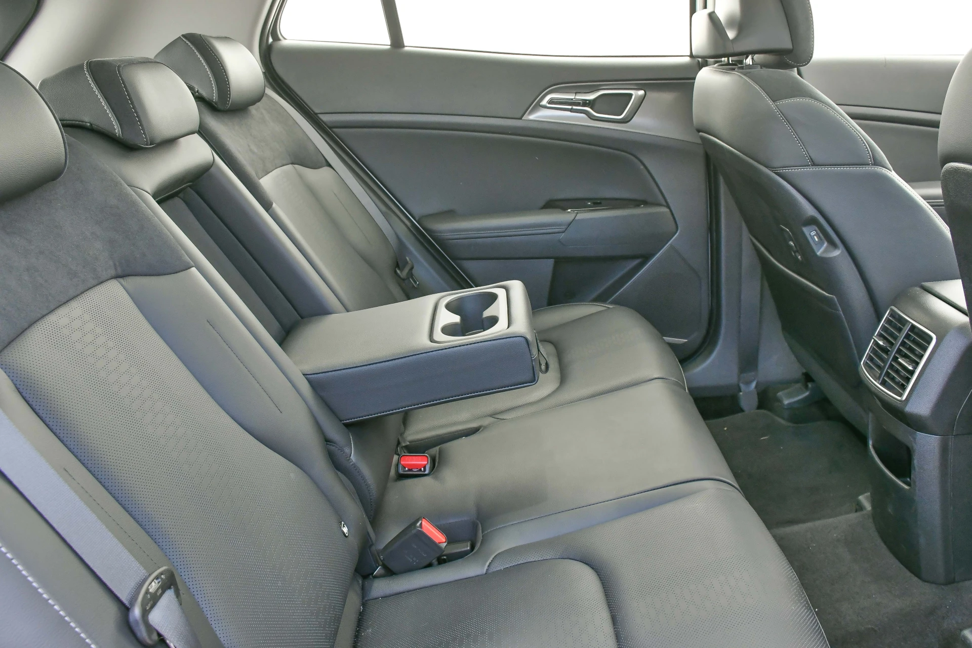 Kia Sportage Hybrid 2186