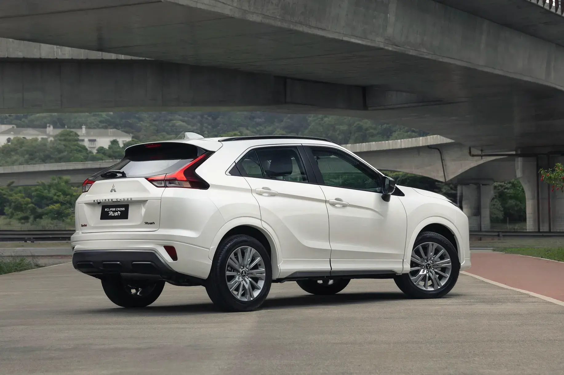 Mitsubishi Eclipse Cross Rush (8)