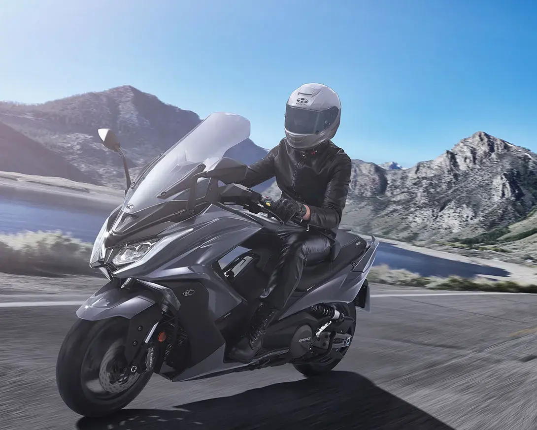 Kymco Ak550
