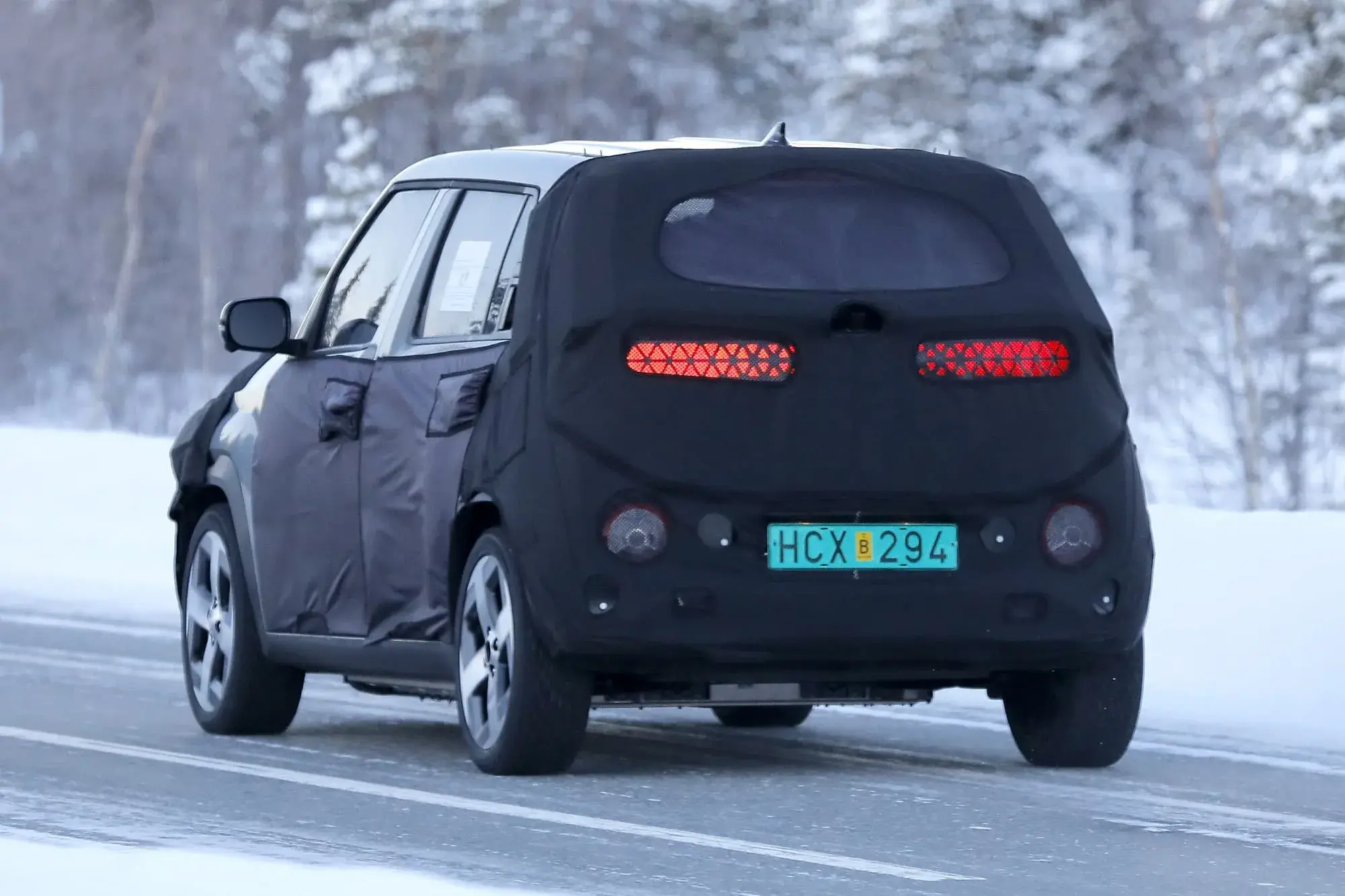 Hyundai Casper 010