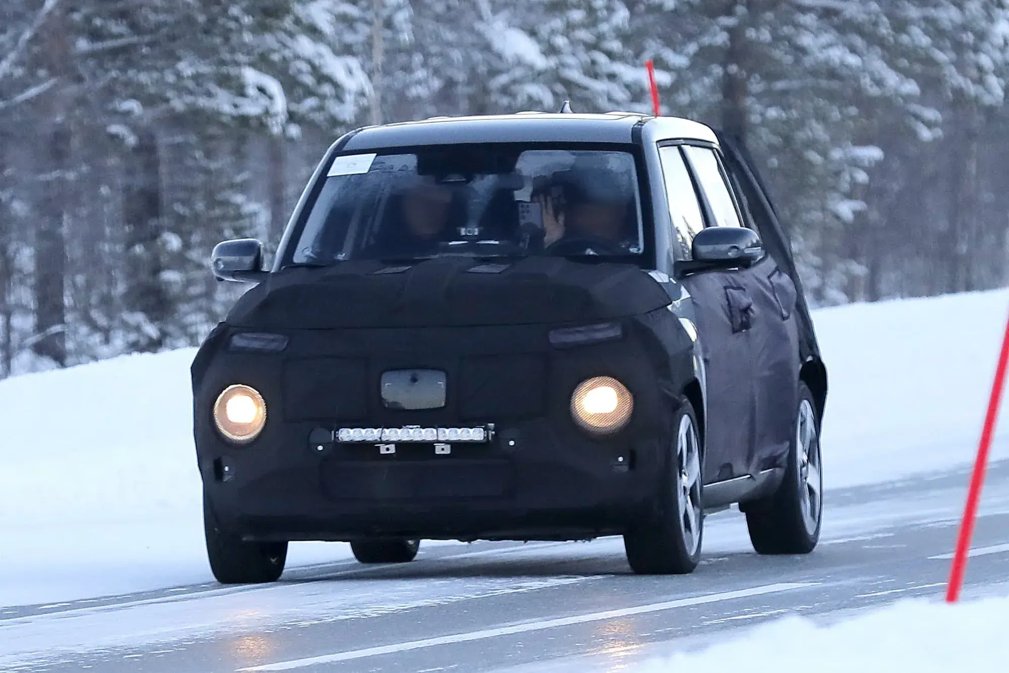 Hyundai Casper 001