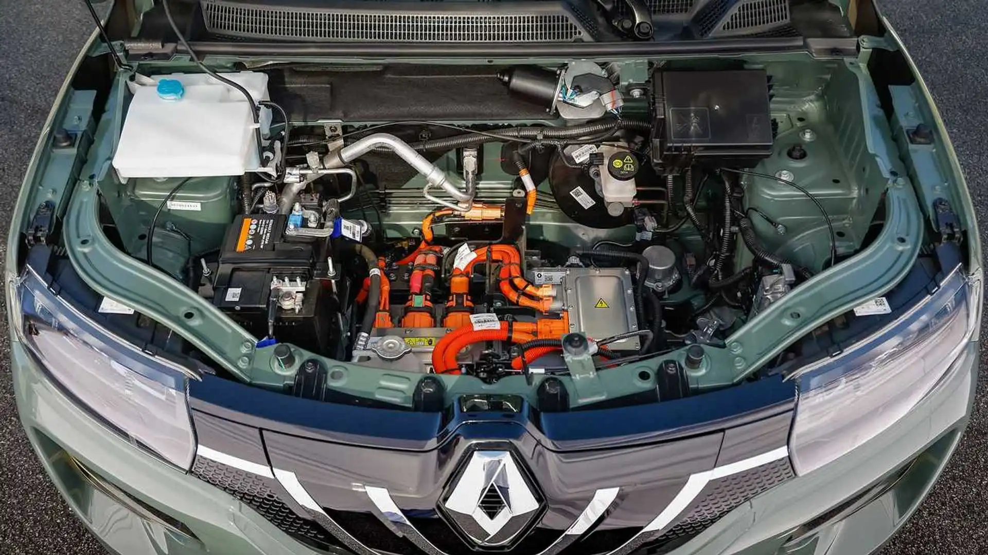 Carro Elétrico Manutenção F2