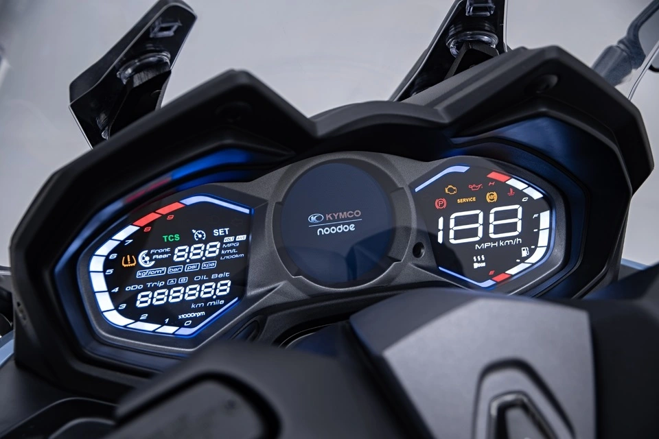 Kymco Ak 550 4