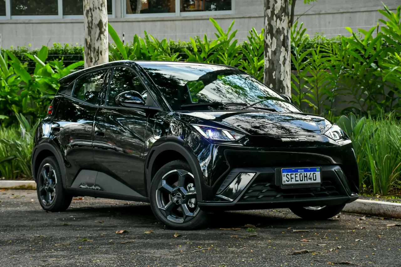 BYD Dolphin Mini é o modelo mais vendido e mais barato da BYD no Brasil