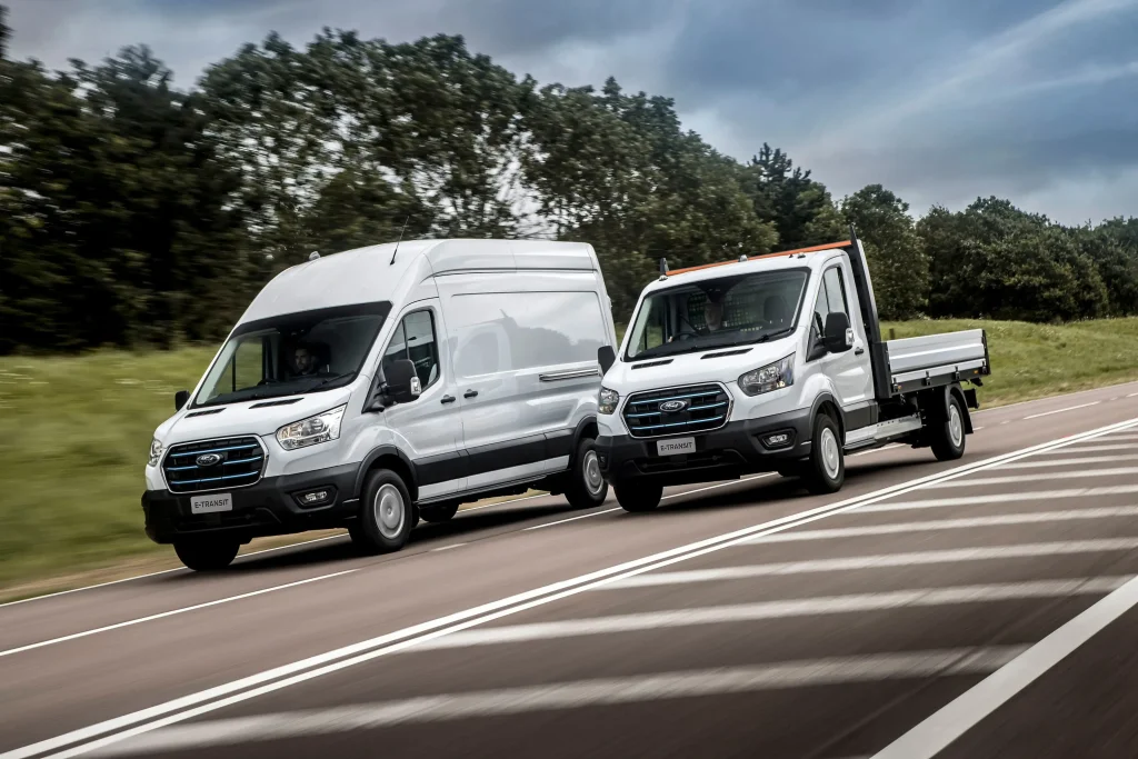 Linha Ford Pro-E Transit