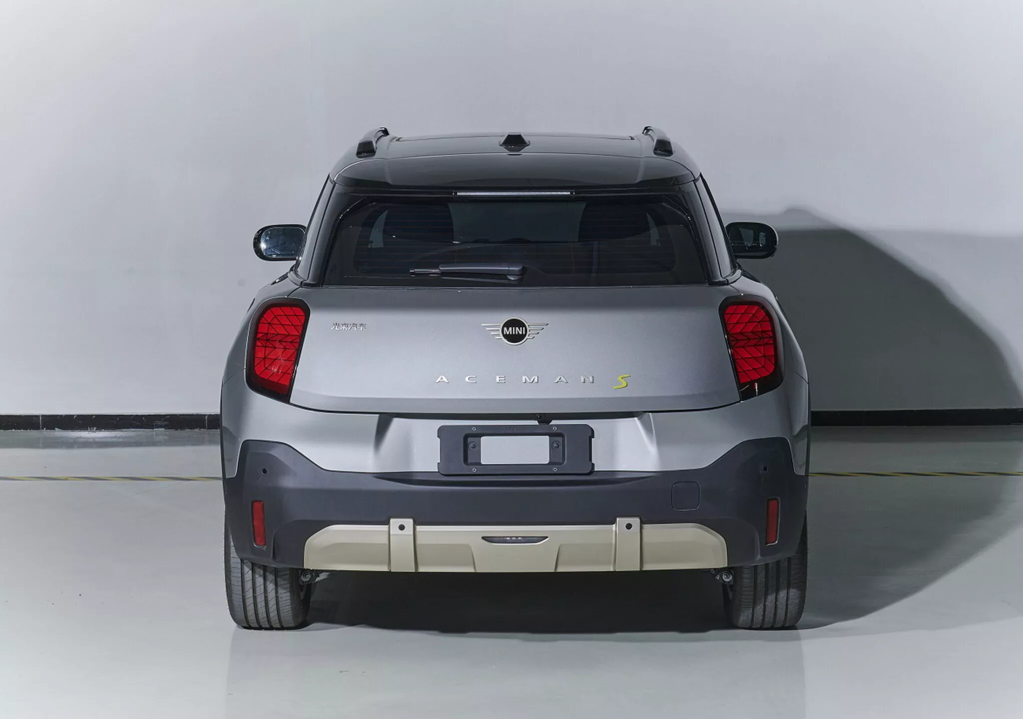 Mini Aceman Leak China 3 2048x1440 F2