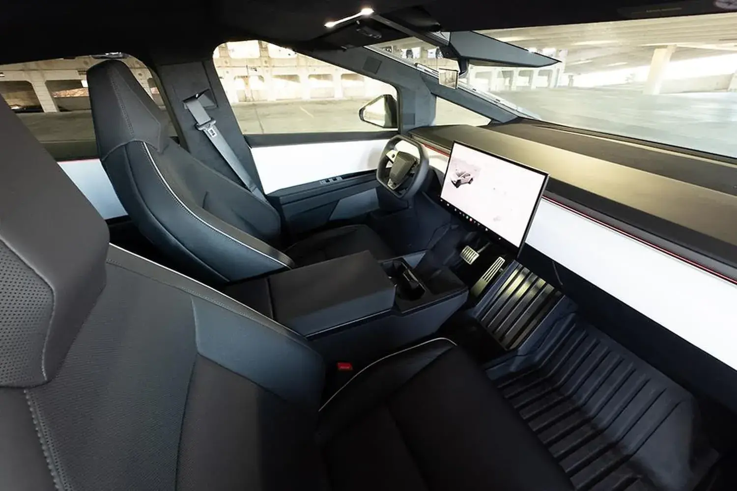 2024 Tesla Cybertruck 4197 (1)