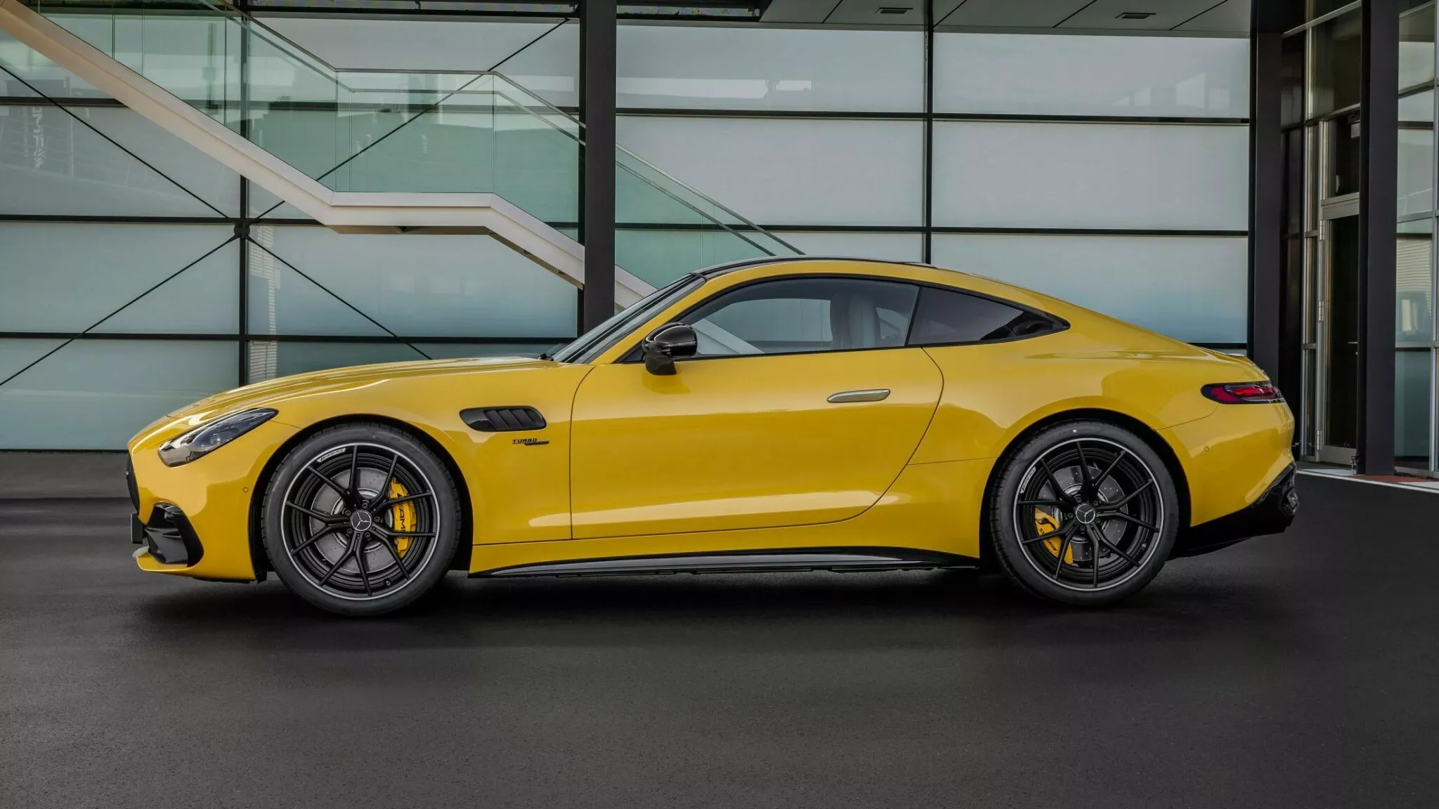 Mercedes Amg Gt 43 Coupé (7)