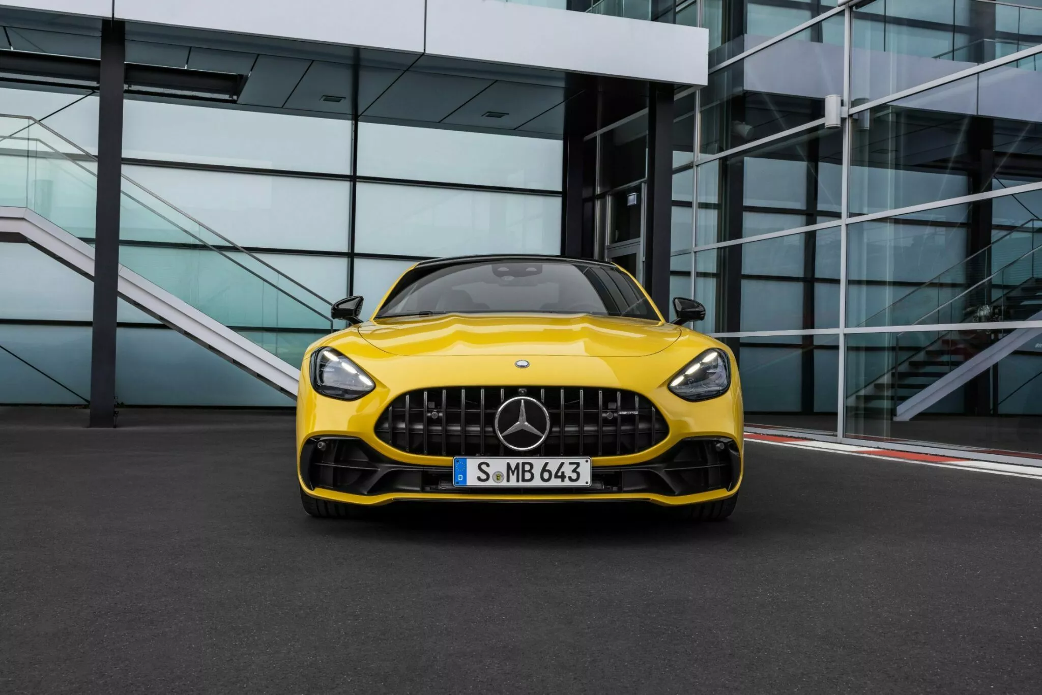 Mercedes Amg Gt 43 Coupé (5)