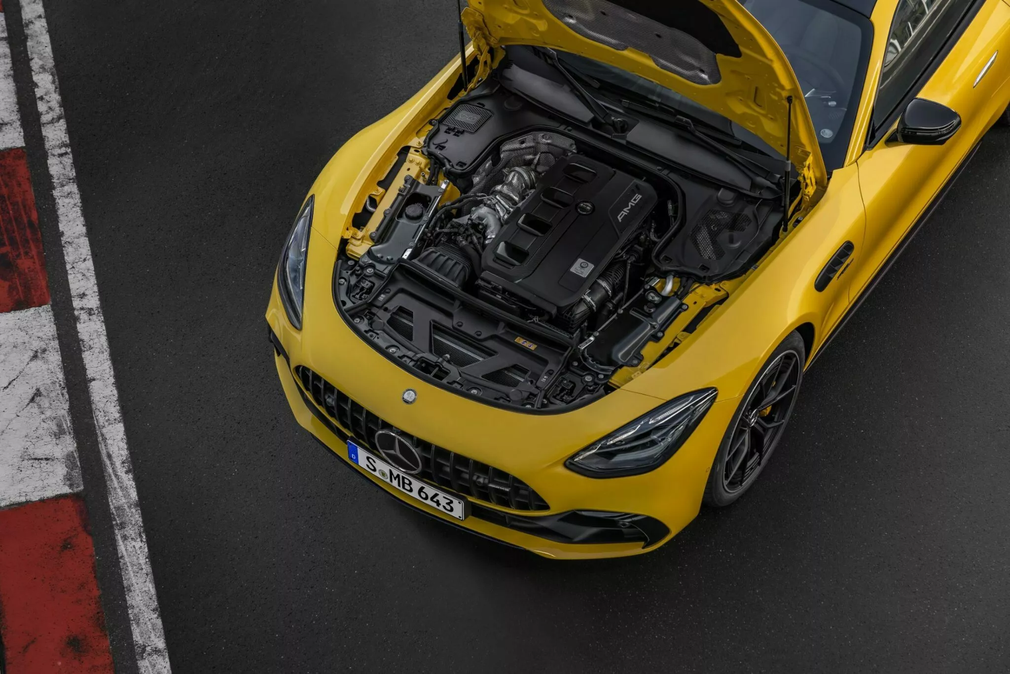 Mercedes Amg Gt 43 Coupé (3)