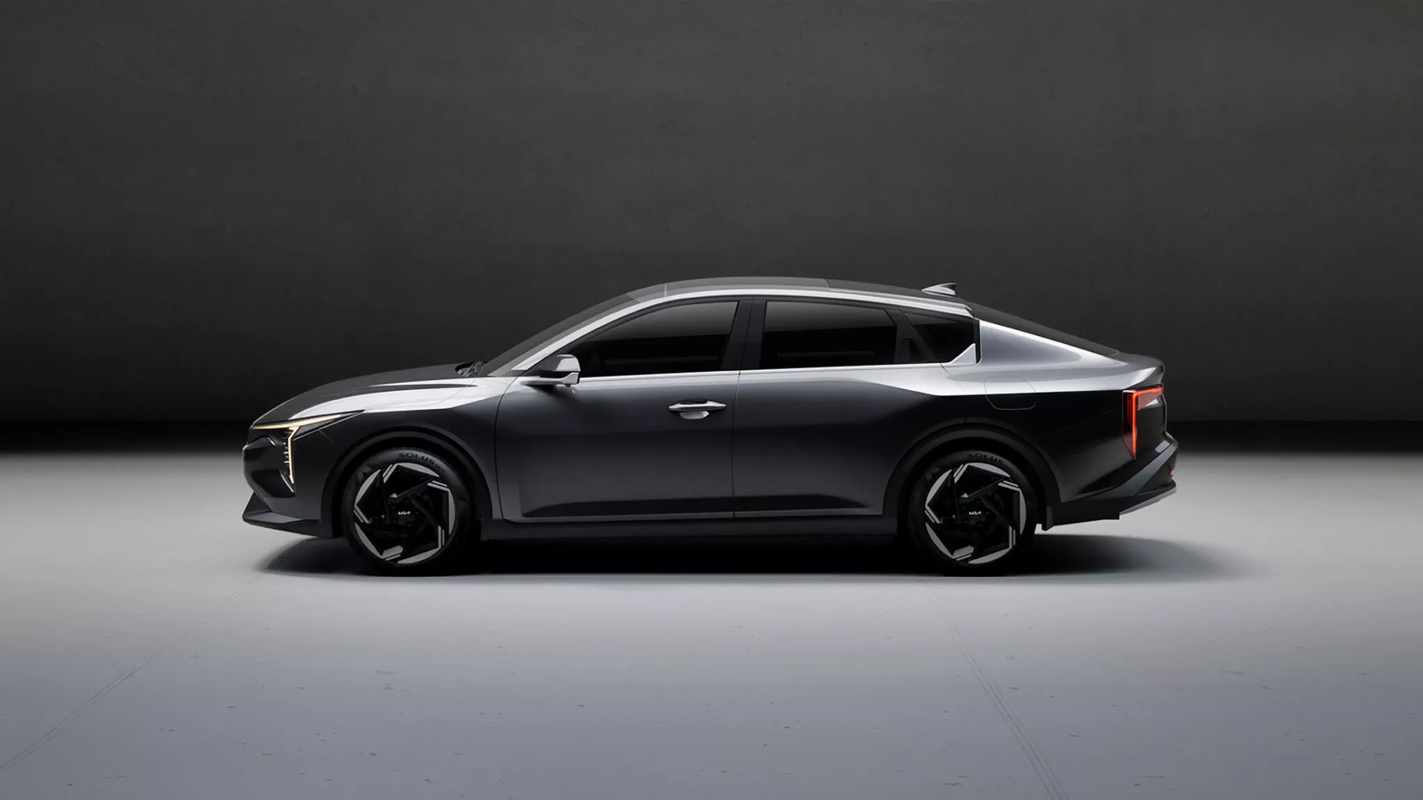 Kia K4 (3)