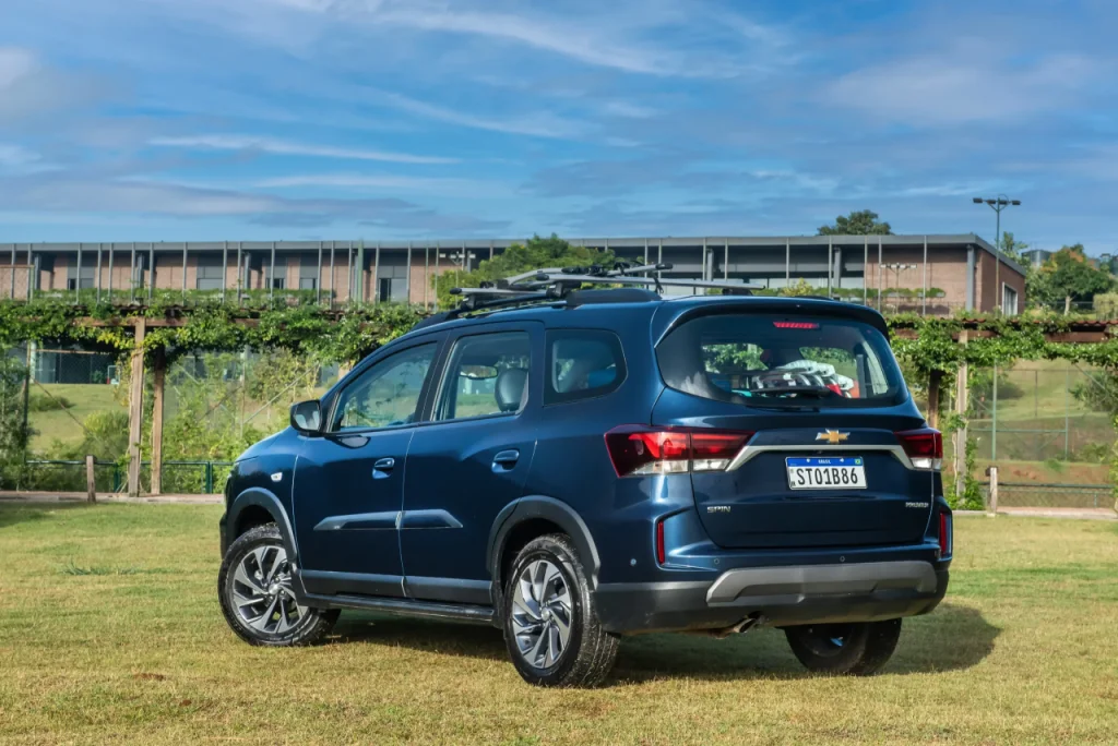 Carros 7 lugares usados baratos: Chevrolet Spin é uma excelente opção do segmento