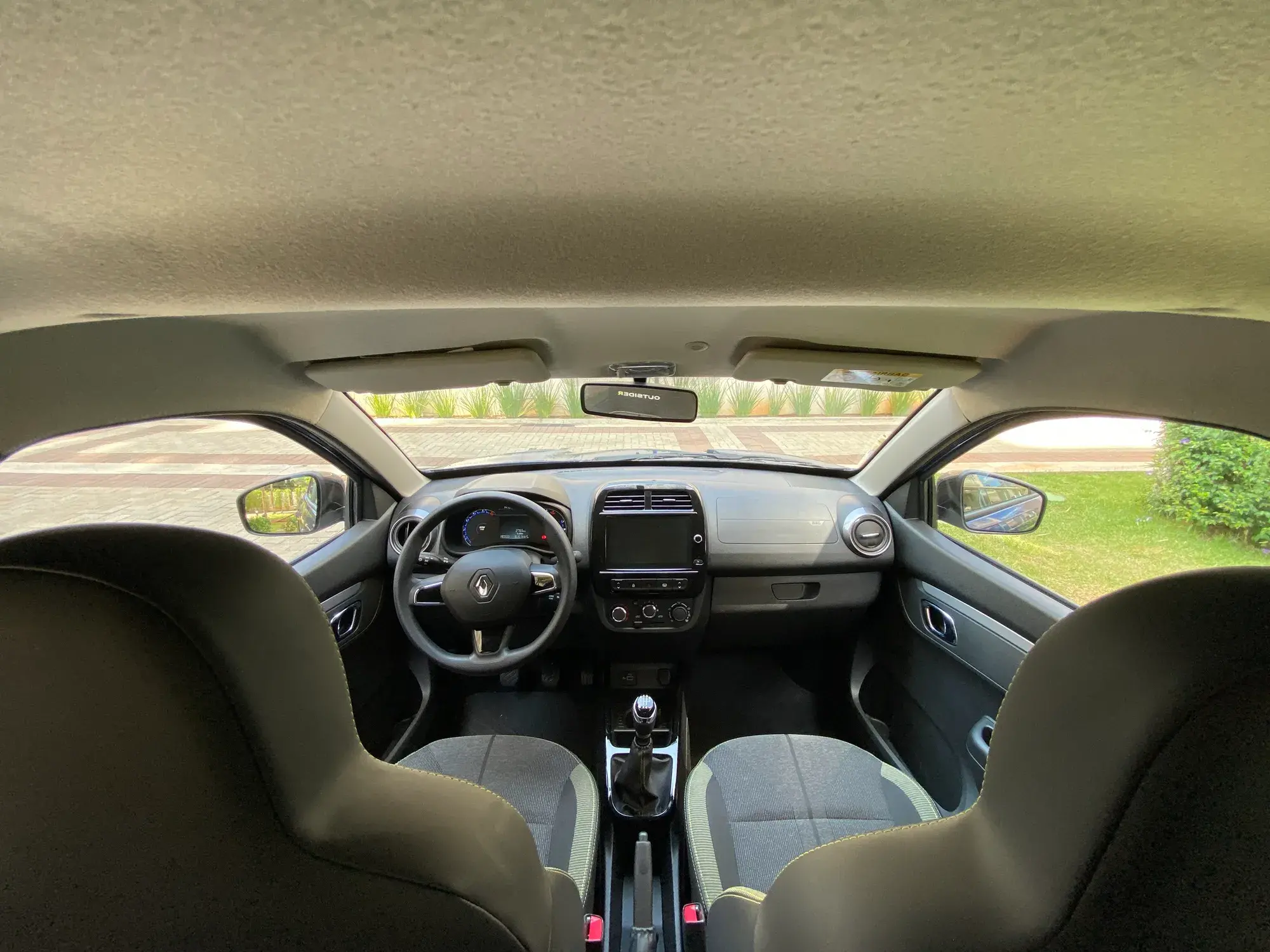 Renault Kwid Outsider 18