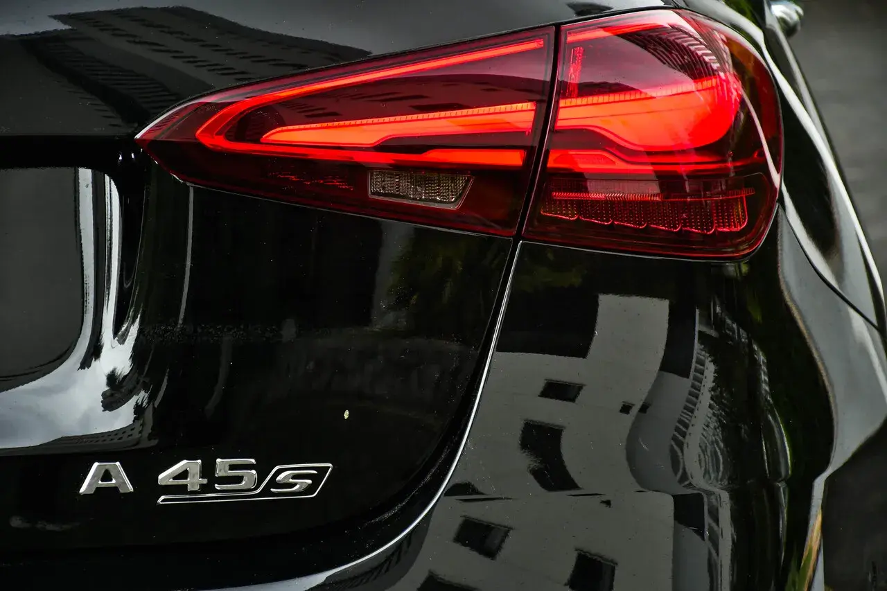 Mercedes Benz A 45 Amg 3248
