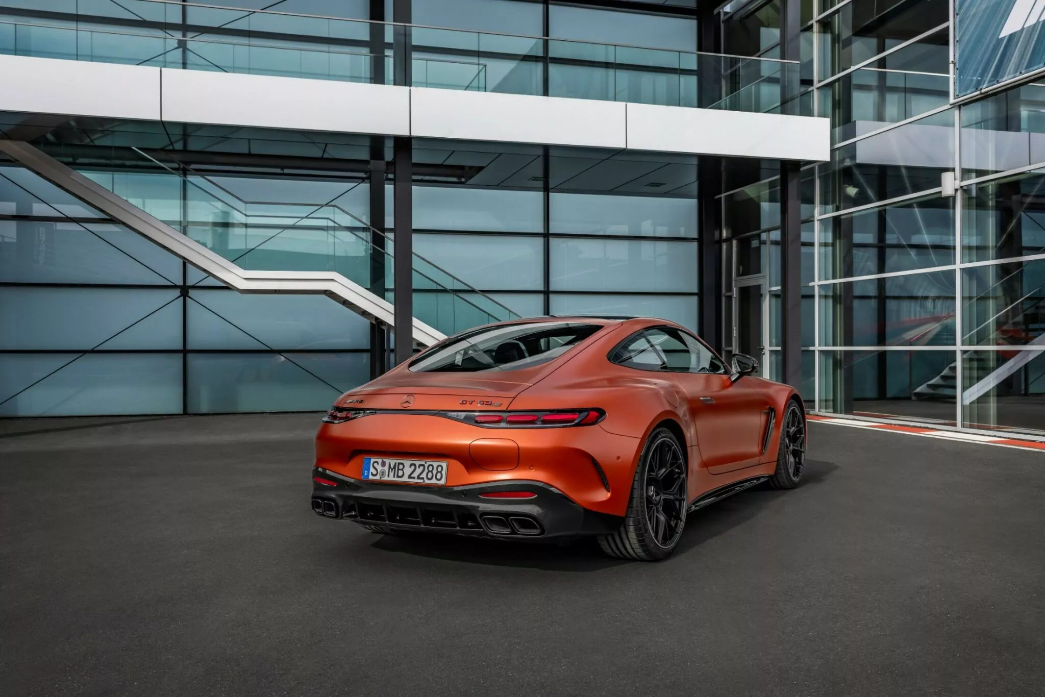 Mercedes Amg Gt 63 Se Performance (3)