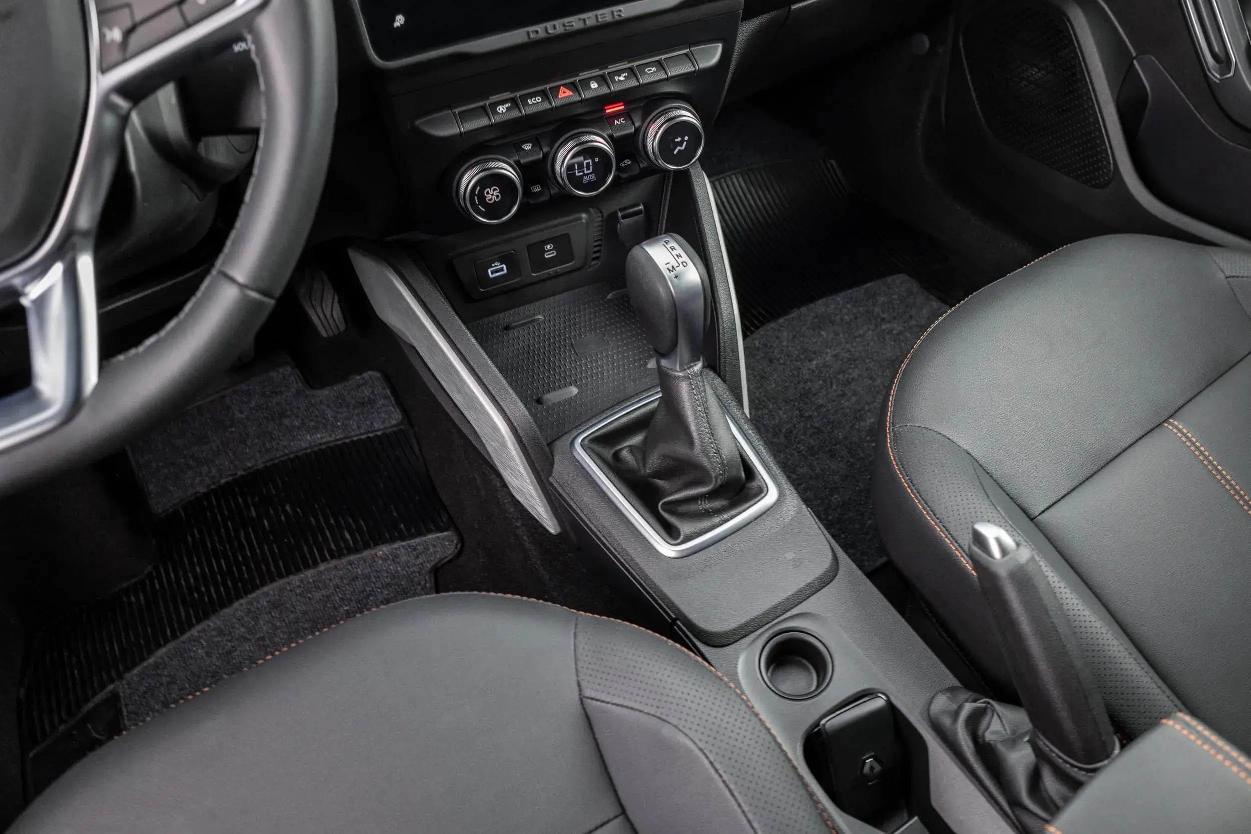 Renault Duster Iconic Plus Cvt 1.3 Tce 2024 (7)