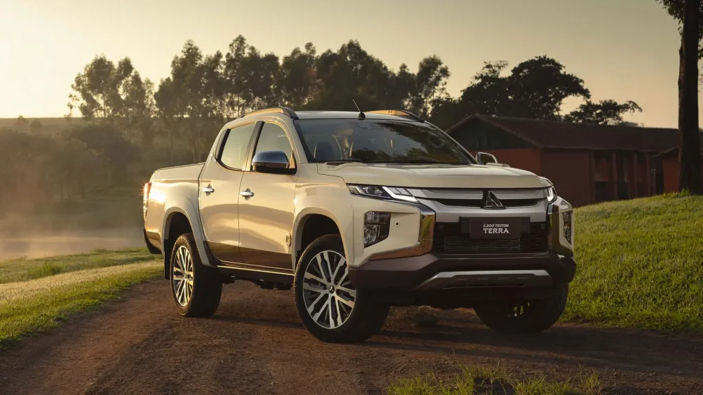 Mitsubishi L200 Triton Sport Terra 1