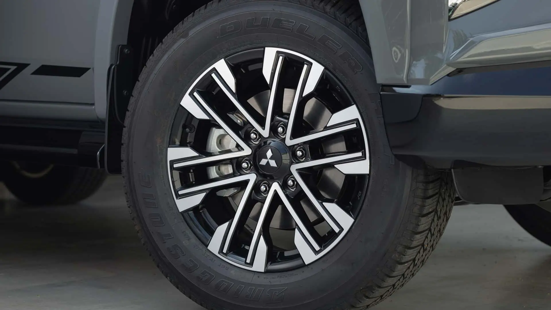 Mitsubishi L200 Triton Sport Urban 2