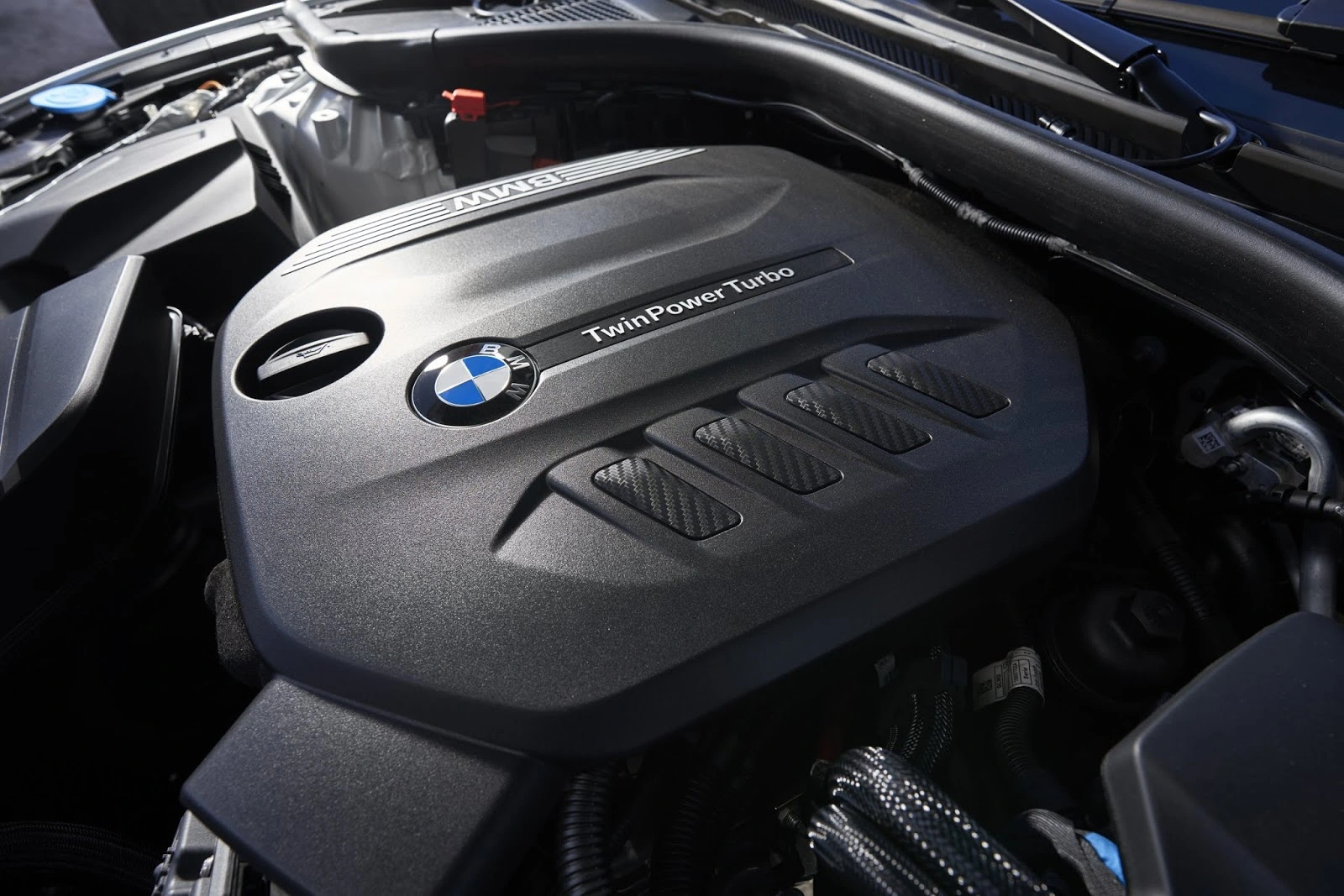 Bmw 320i 2020 (2)