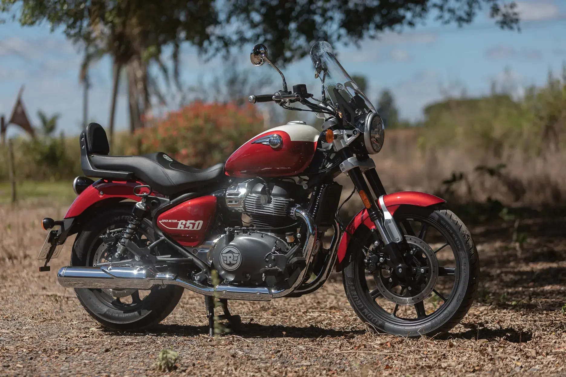 Mesmo não sendo mais uma novidade a Royal Enfield Super Meteor 650 foi a custom/classic mais vendida em setembro