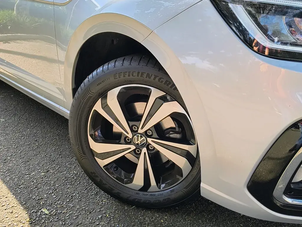 Volkswagen Virtus Comfortline (5)