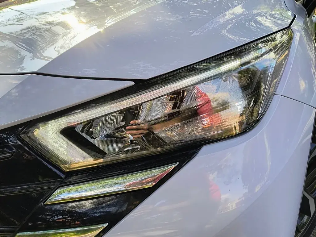 Nissan Versa Exclusive (10)