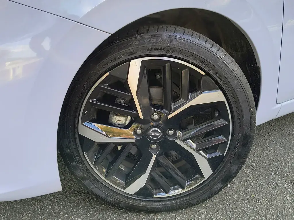 Nissan Versa Exclusive (13)