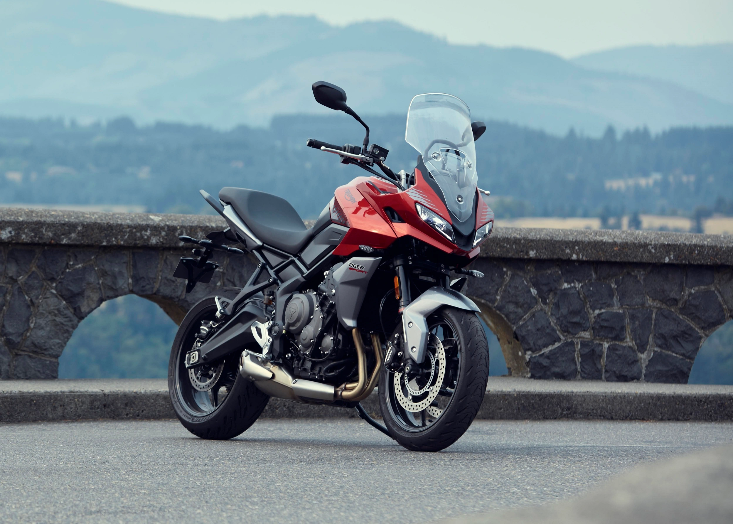 Triumph Tiger Sport 660 2