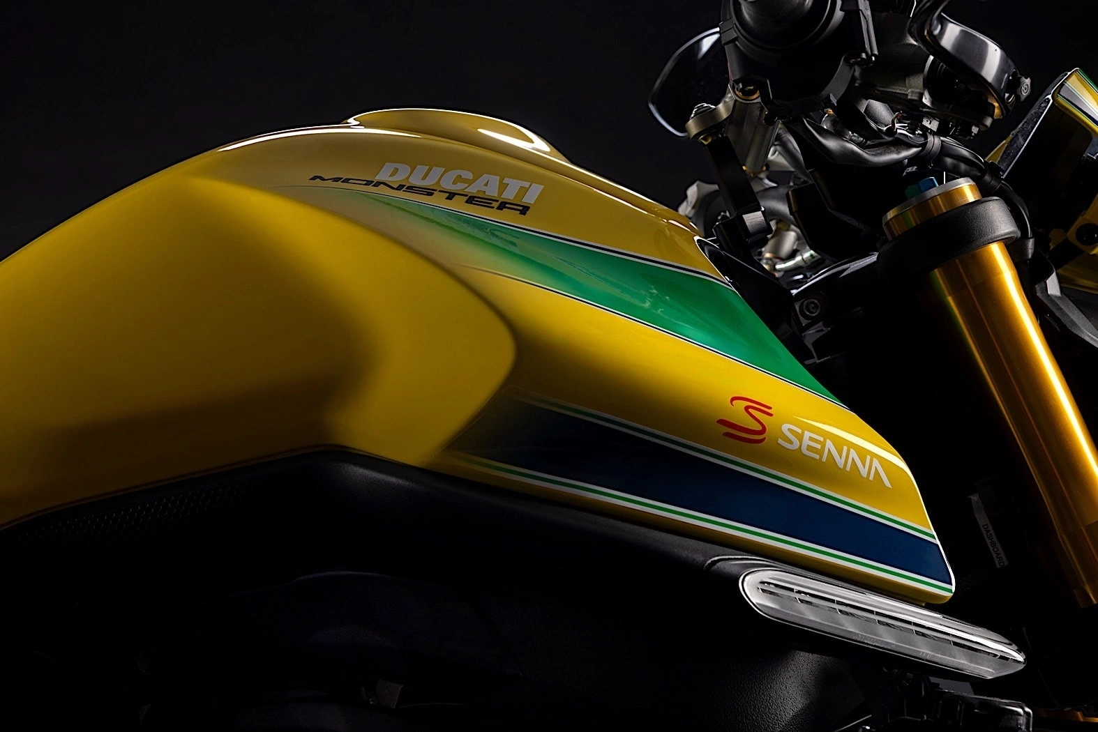 Ducati Monster Senna (5)