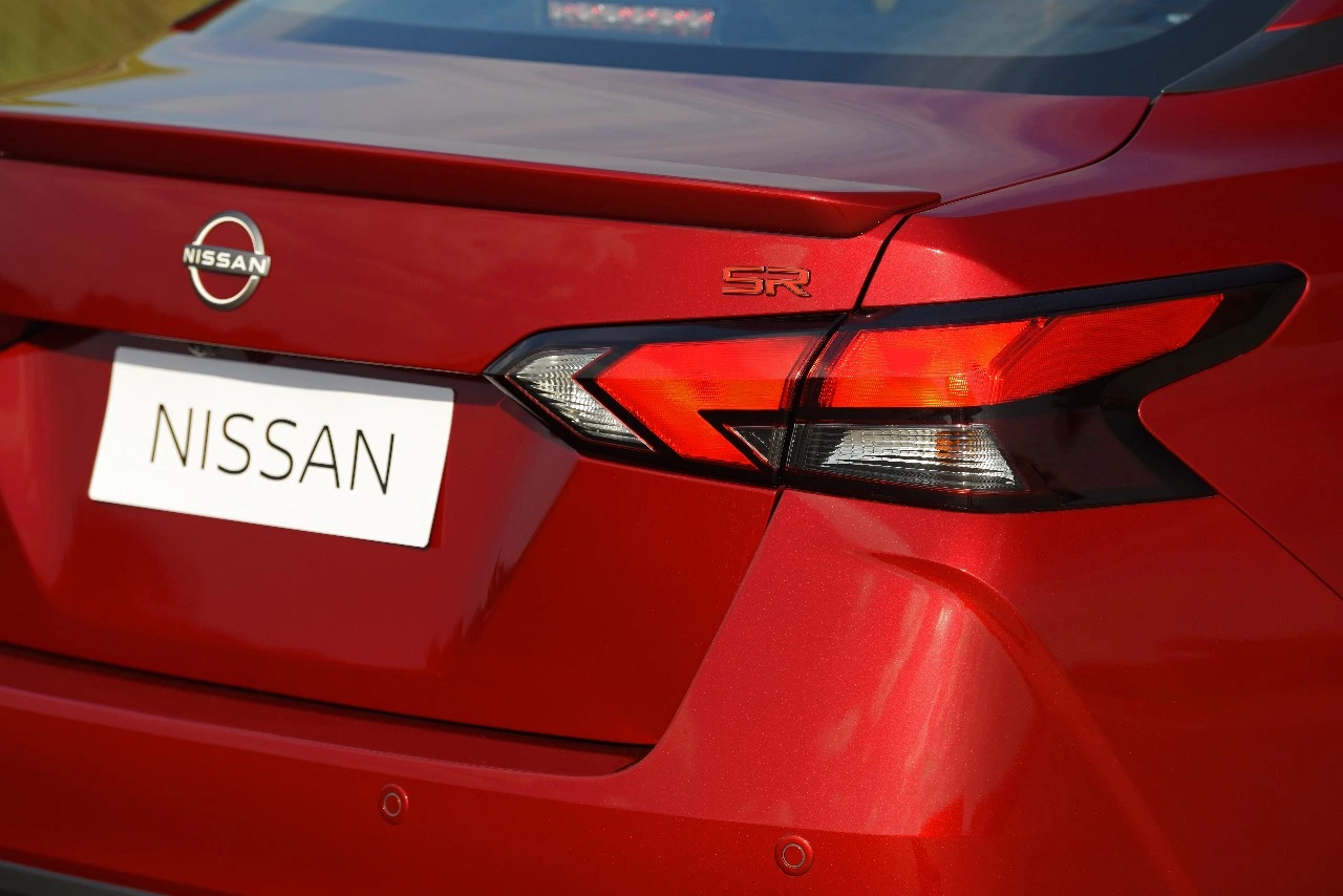 Nissan Versa 2025 (1)