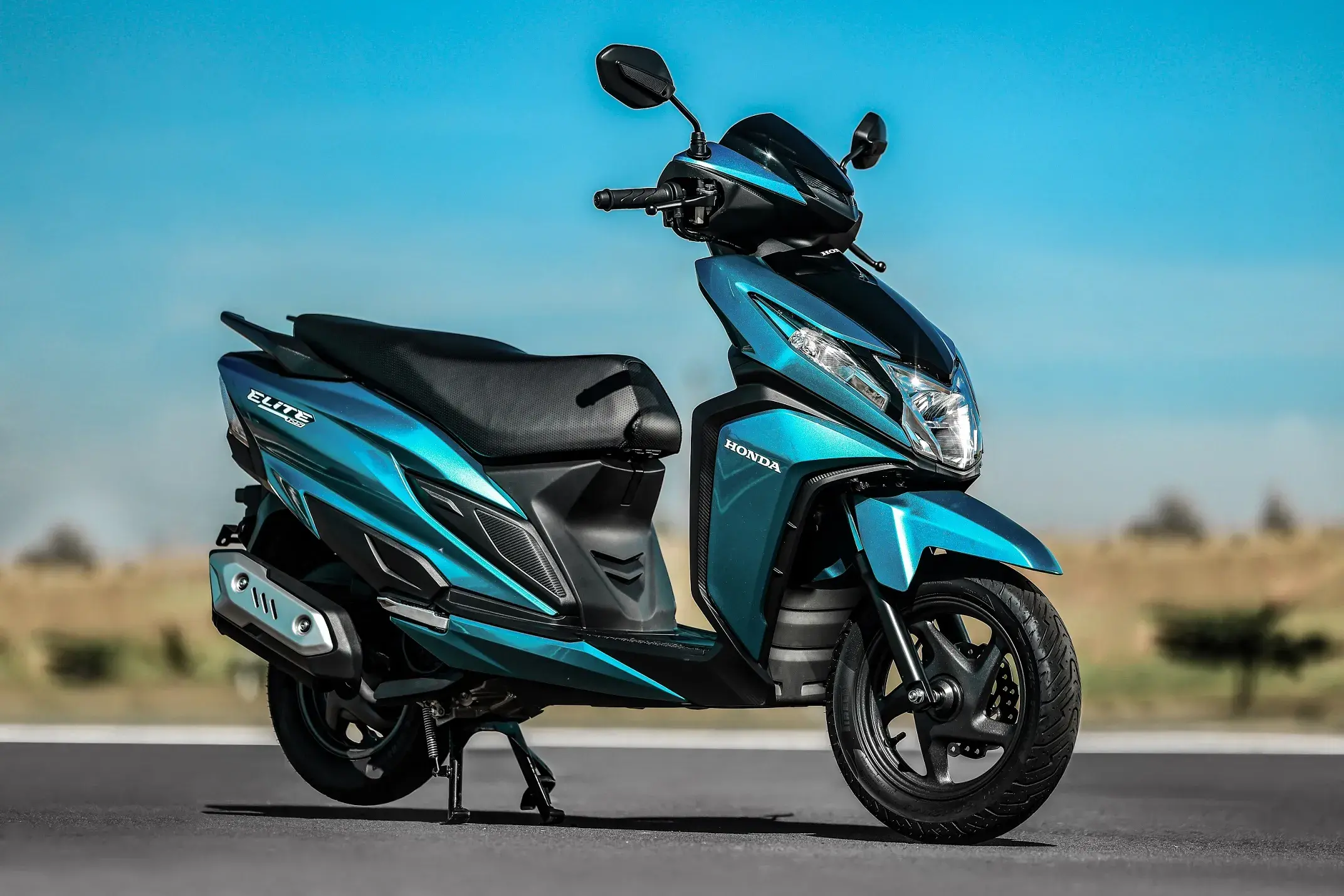O Elite 125 é o scooter mais barato da Honda e já resolve bem no trânsito urbano