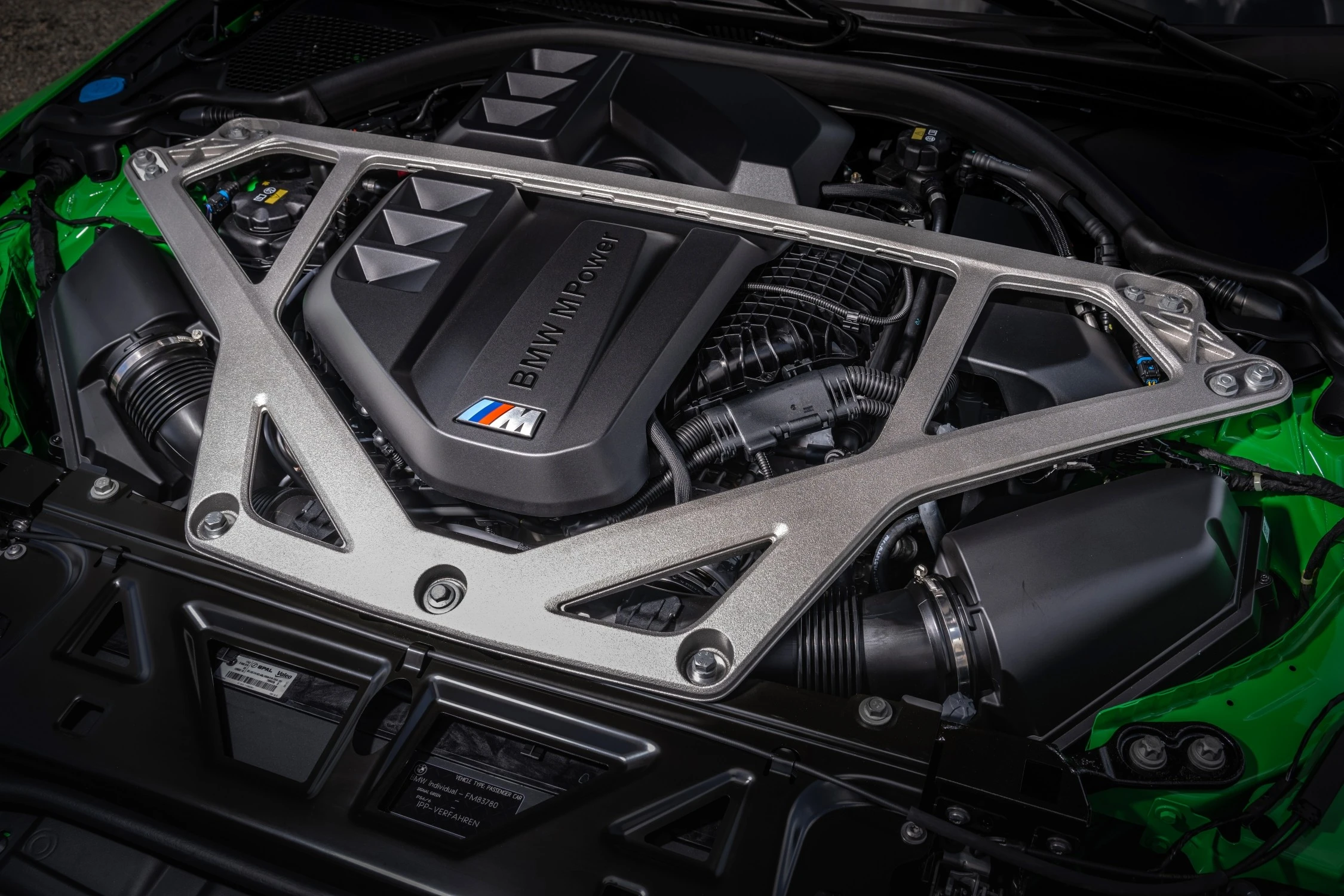 Bmw M3 Cs (6)