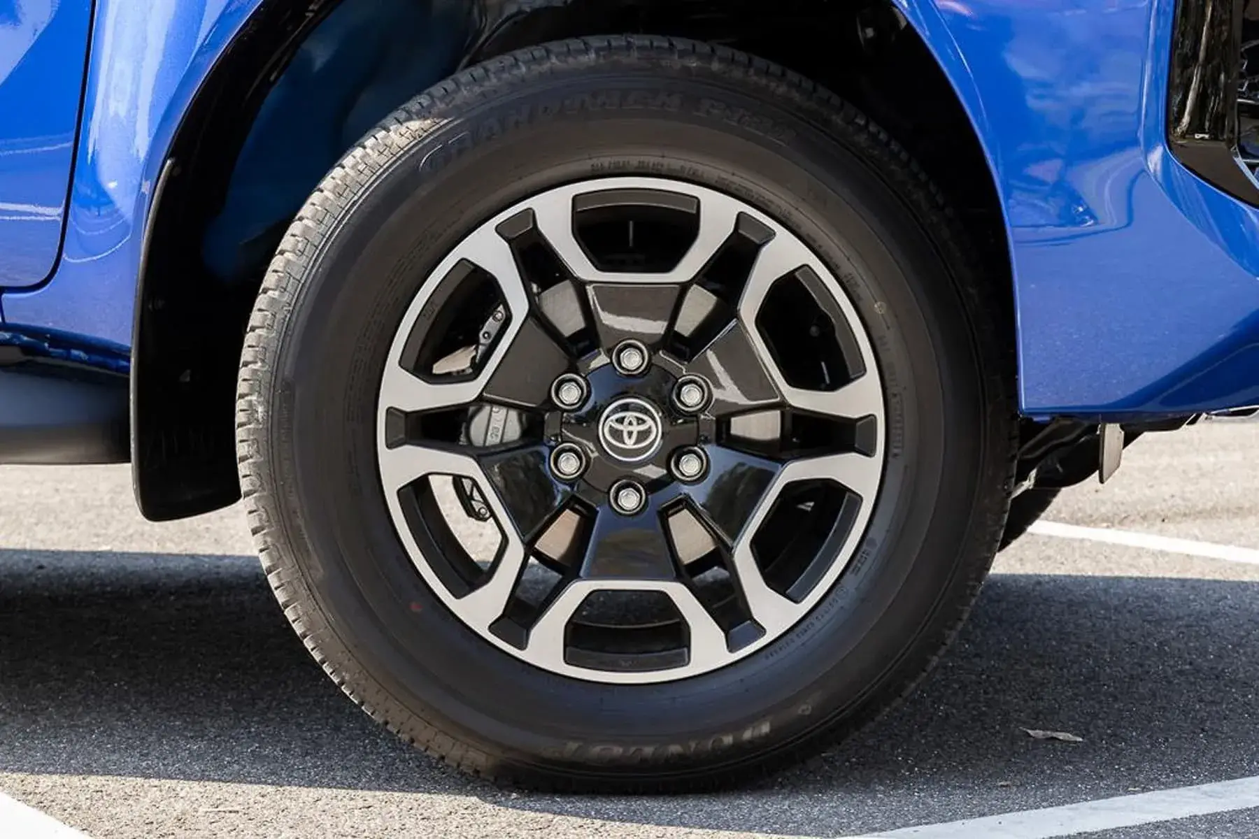 Toyota Hilux Híbrida (6)