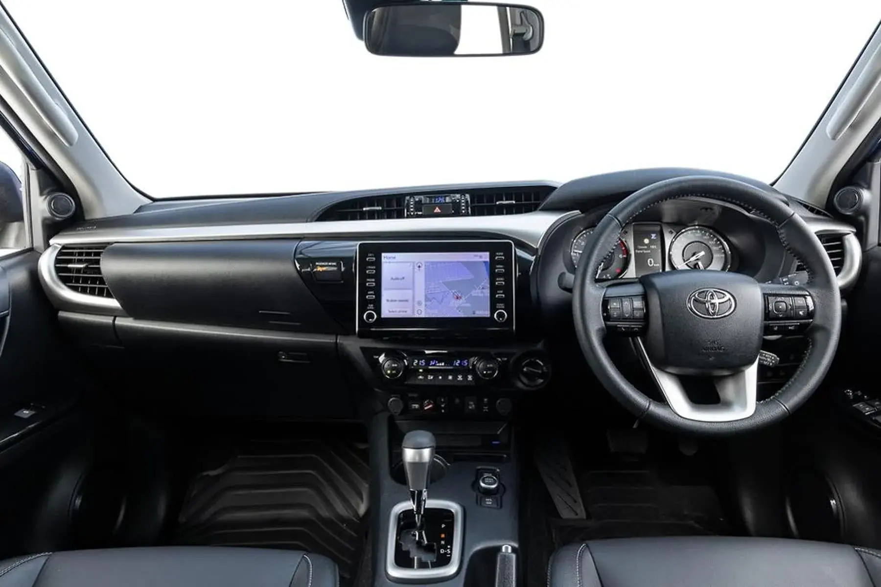 Toyota Hilux Híbrida (9)