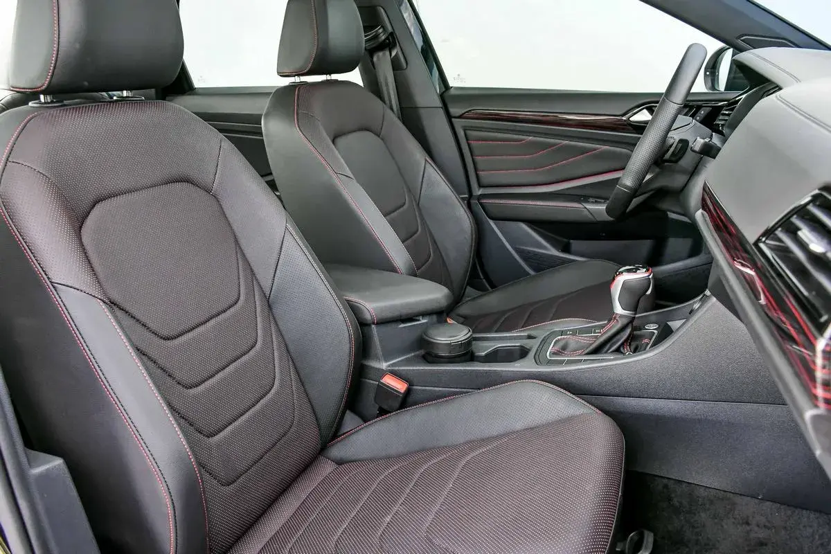 Vw Jetta Gli 6119