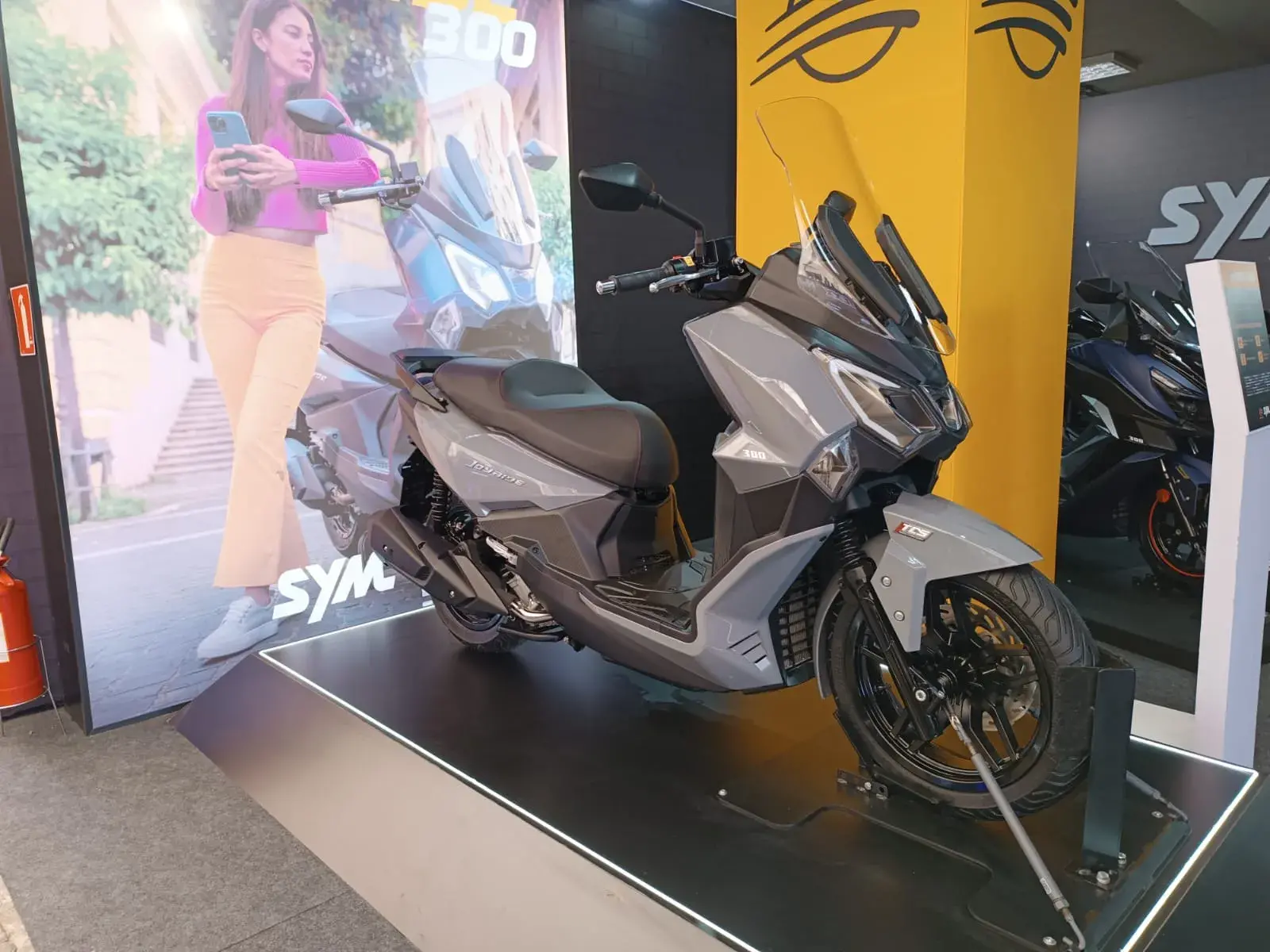 Dafra Joyride 300