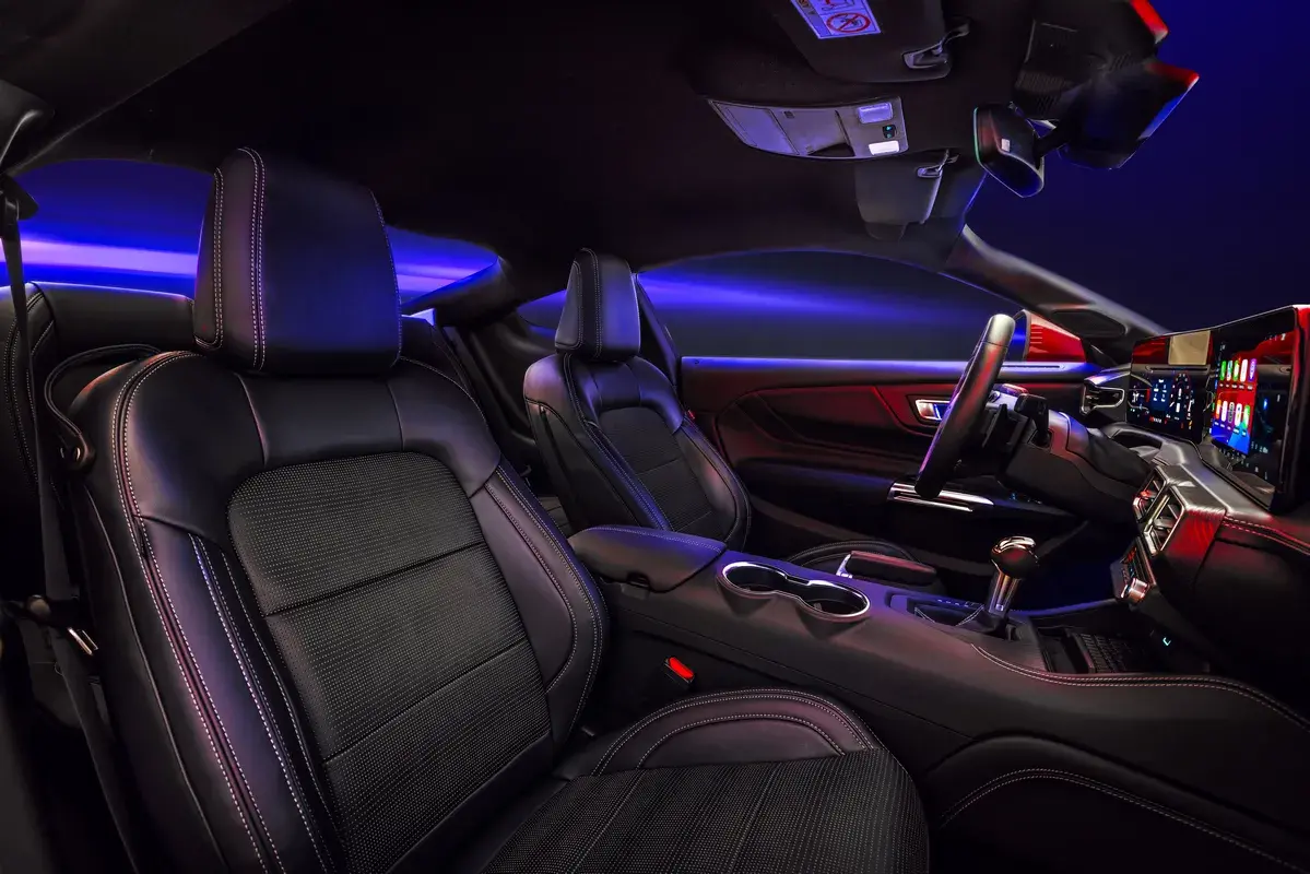Novo Mustang Internas (11)