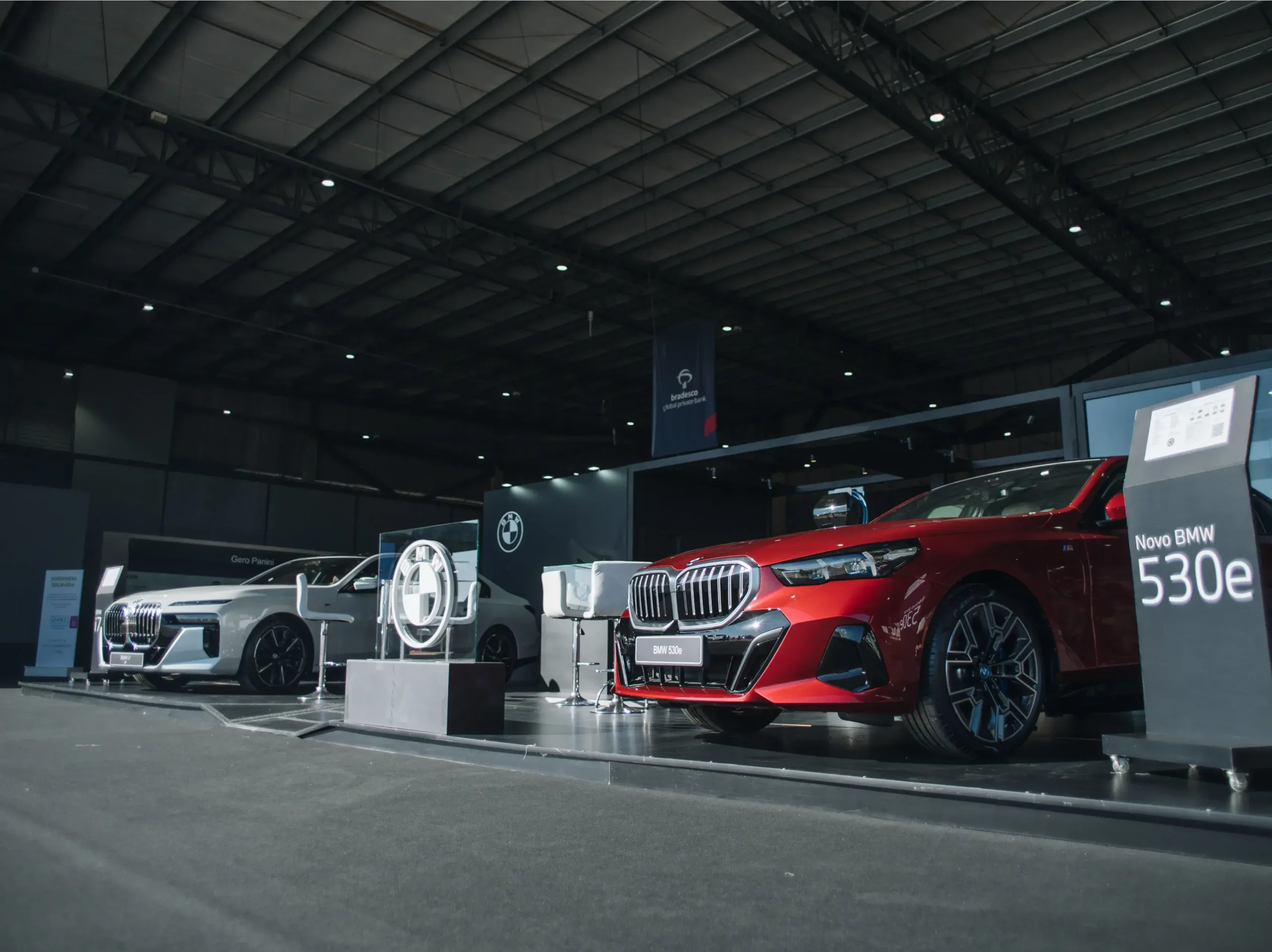Novo Bmw 530e