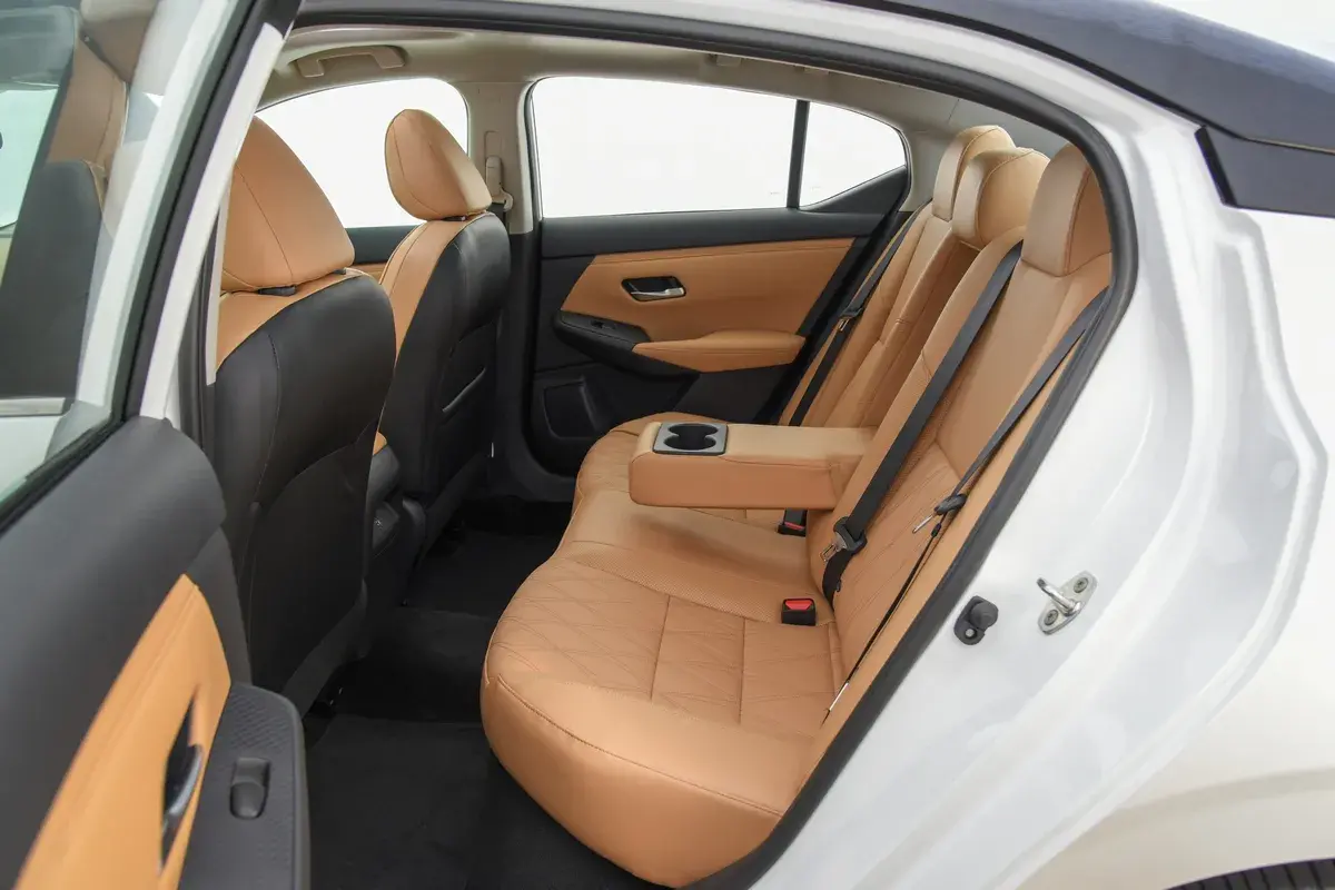Novo Nissan Sentra Exclusive 2025 Banco Traseiro