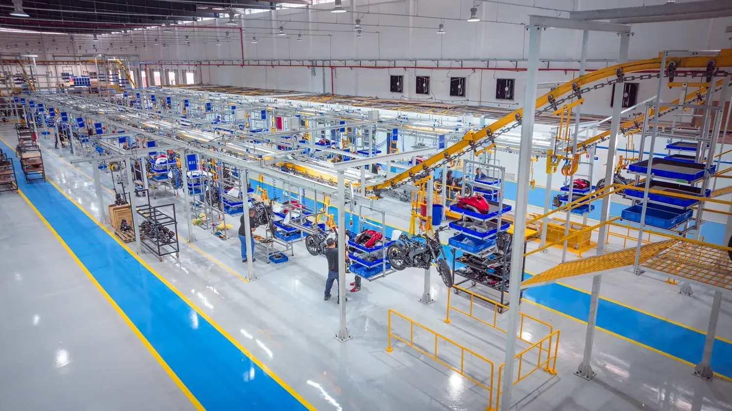 Fabrica Bajaj Manaus 12