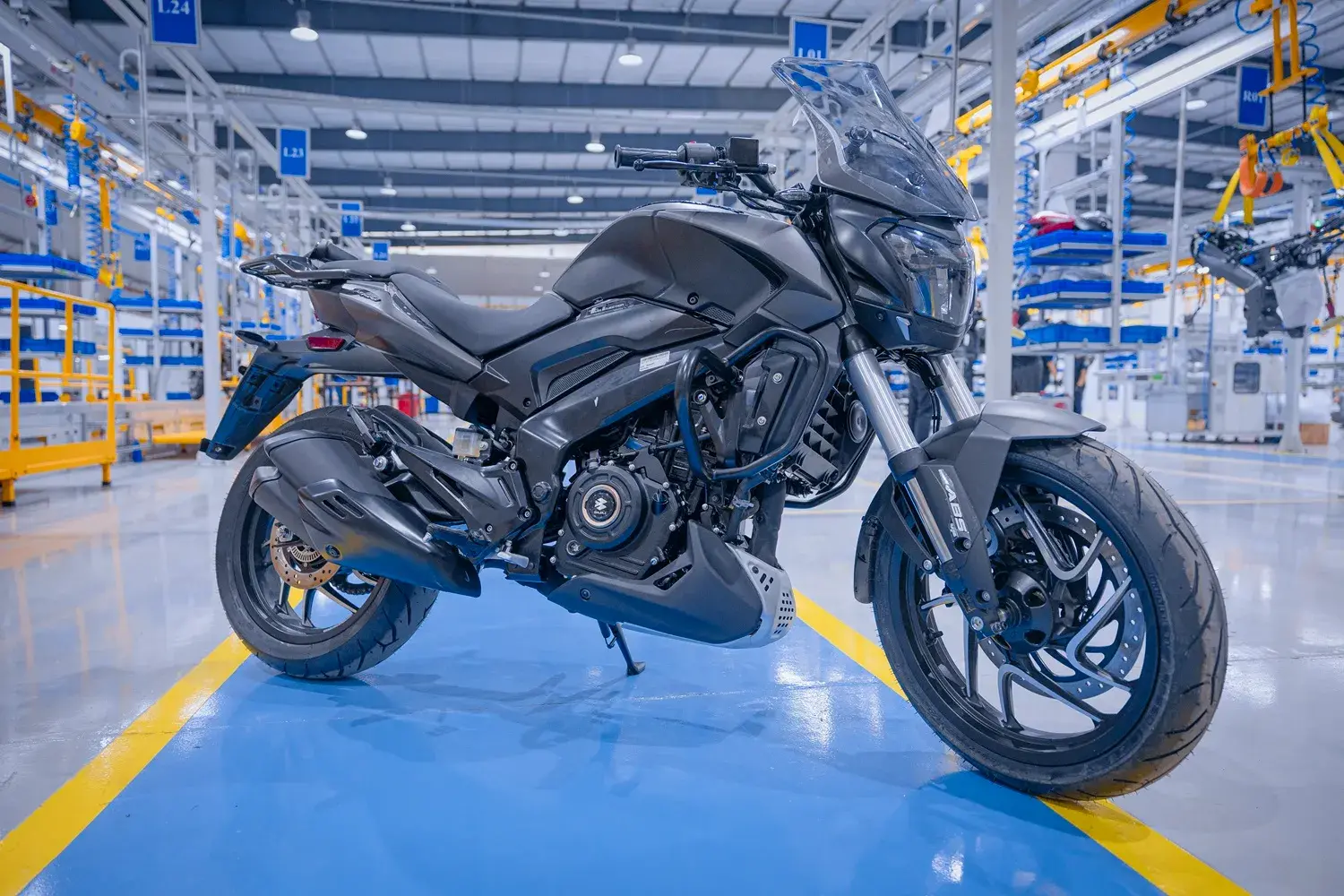 Fabrica Bajaj Manaus 5