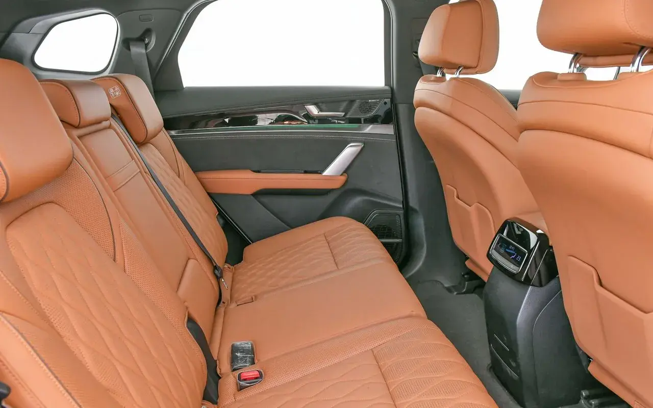 Byd Tan Ev 7831