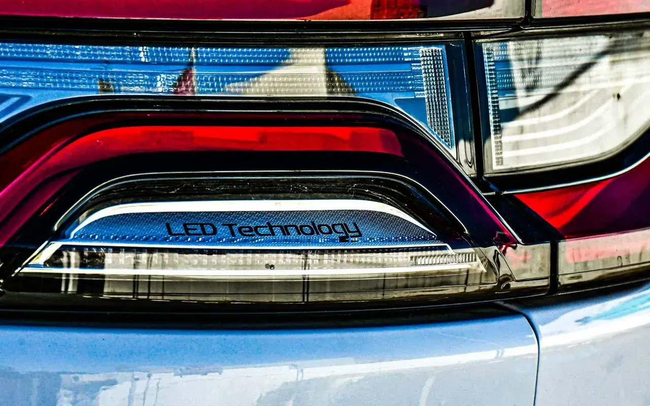 Byd Tan Ev 7892