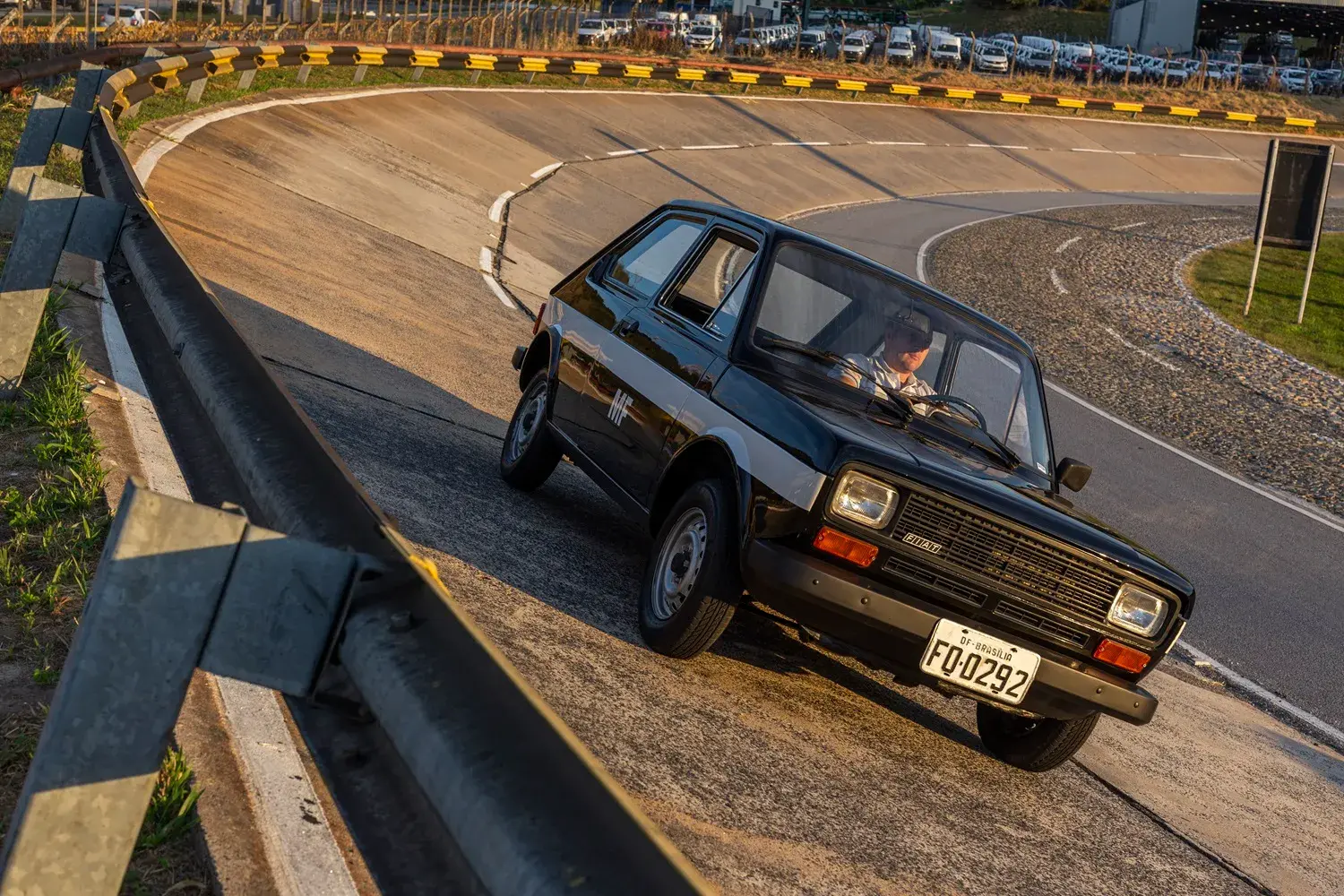 Primeiraunidadedofiat147aetanolnapistadetestedopolobetim2